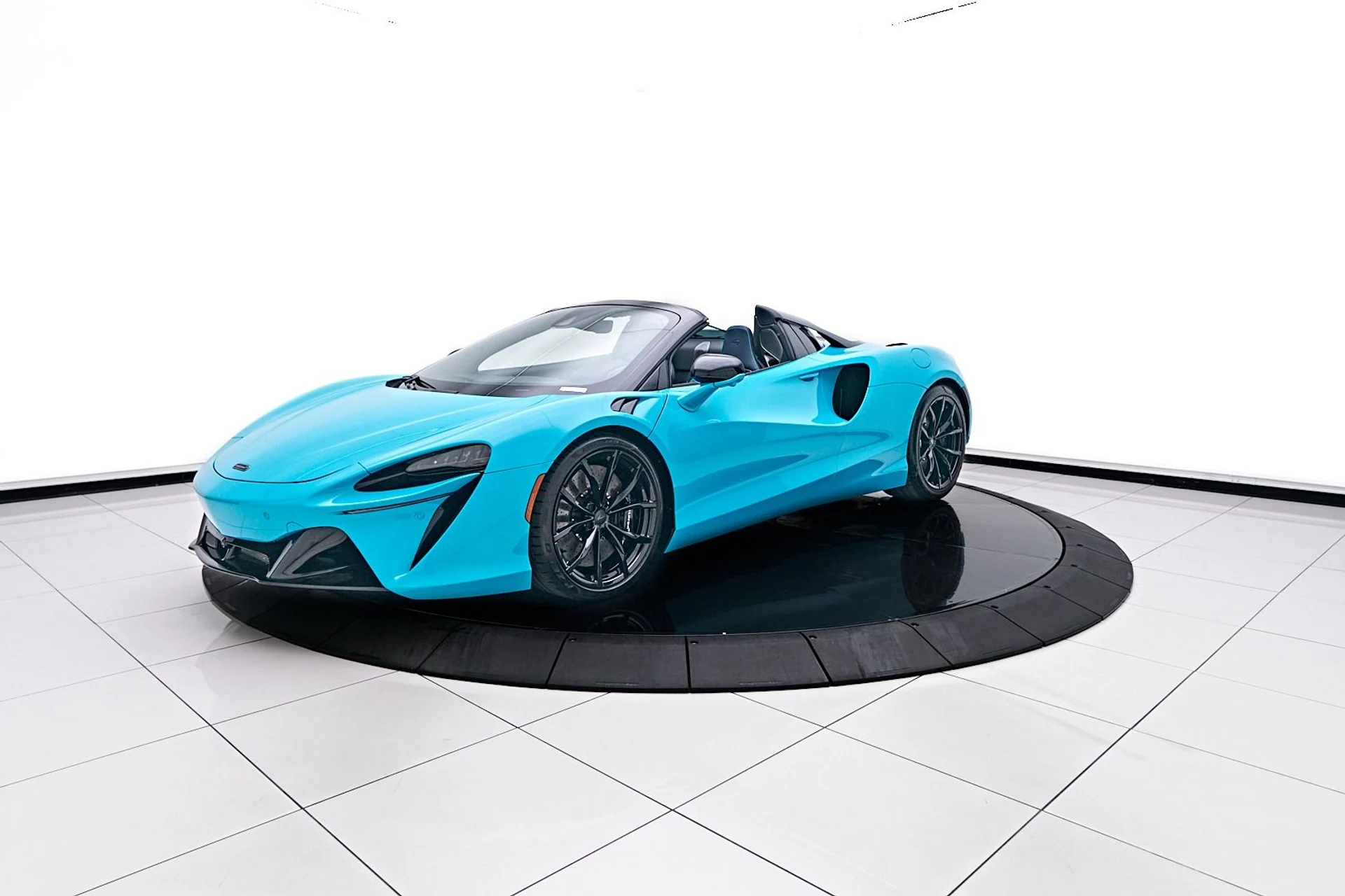mph013_769289261_Used_2025_Mc_Laren_Artura_Tech_Lux_1745952984_3a66ff3c6d