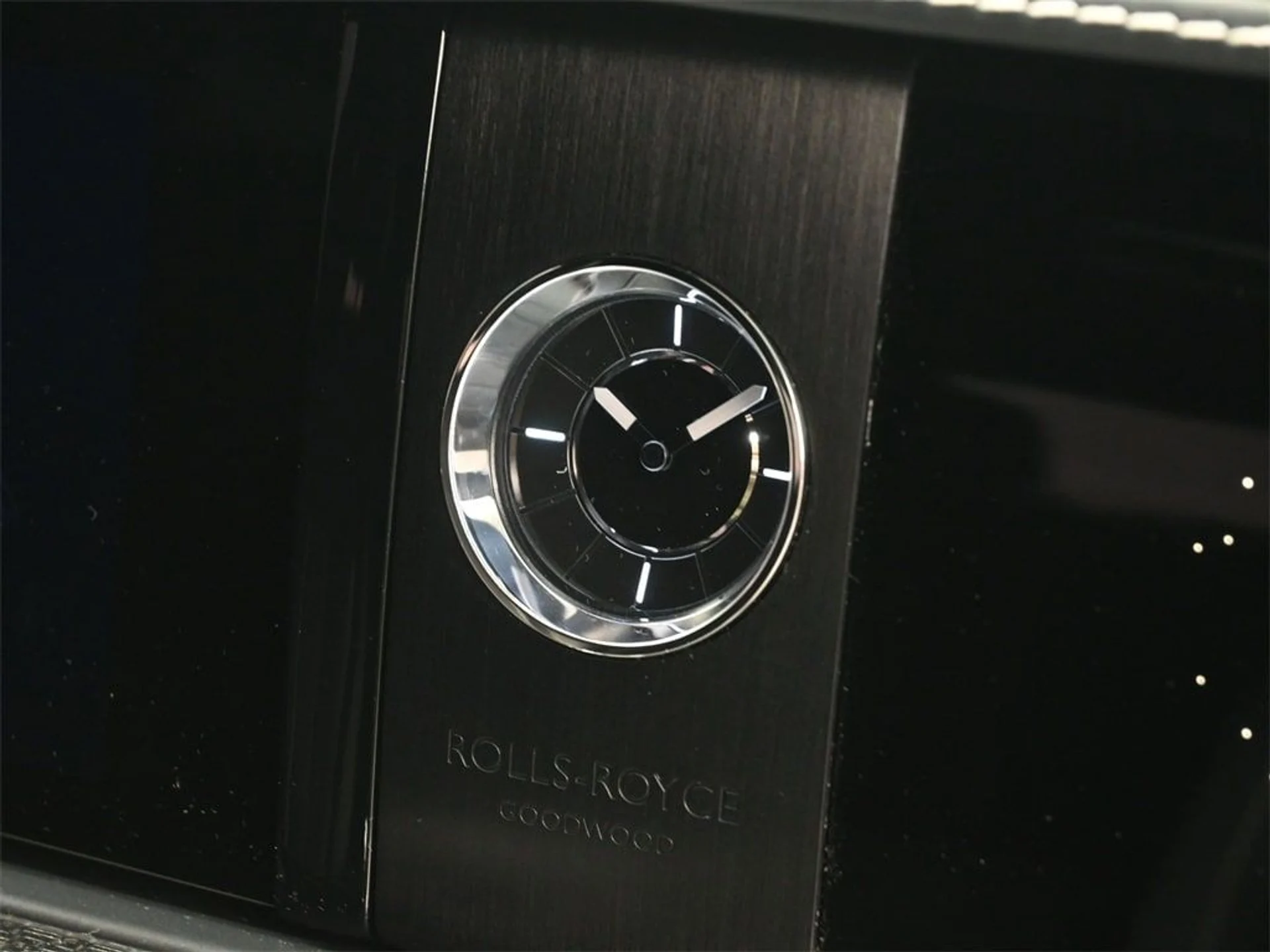 mph013_772681158_5fb384d77344337c6db1171b8f0bd455x_61d0bccb8c