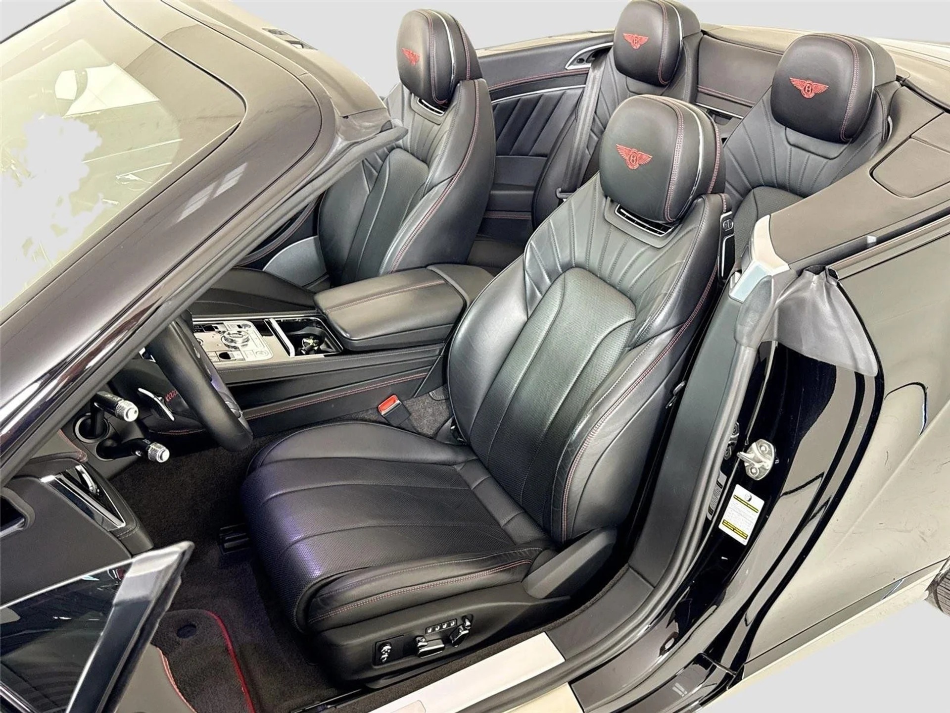 mph013_779517538_b82e07473101459c4713affd35911673_972511e63a