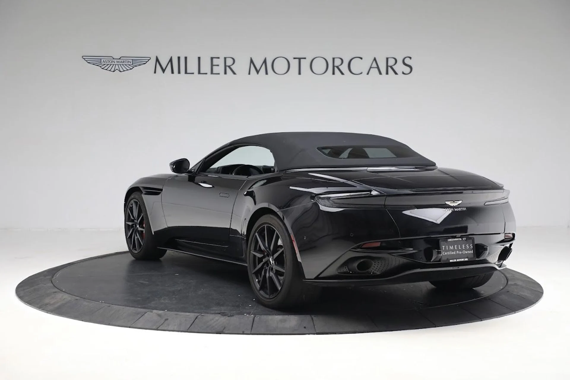 mph013_797244220_Used_2019_Aston_Martin_DB_11_Volante_f065ba7ca3