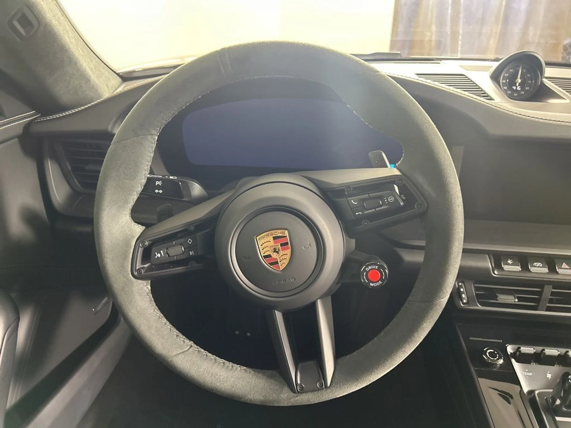 mph013_80961657_940b9c3397c69b4152b63fc2ac2071c8_07a5c80e55