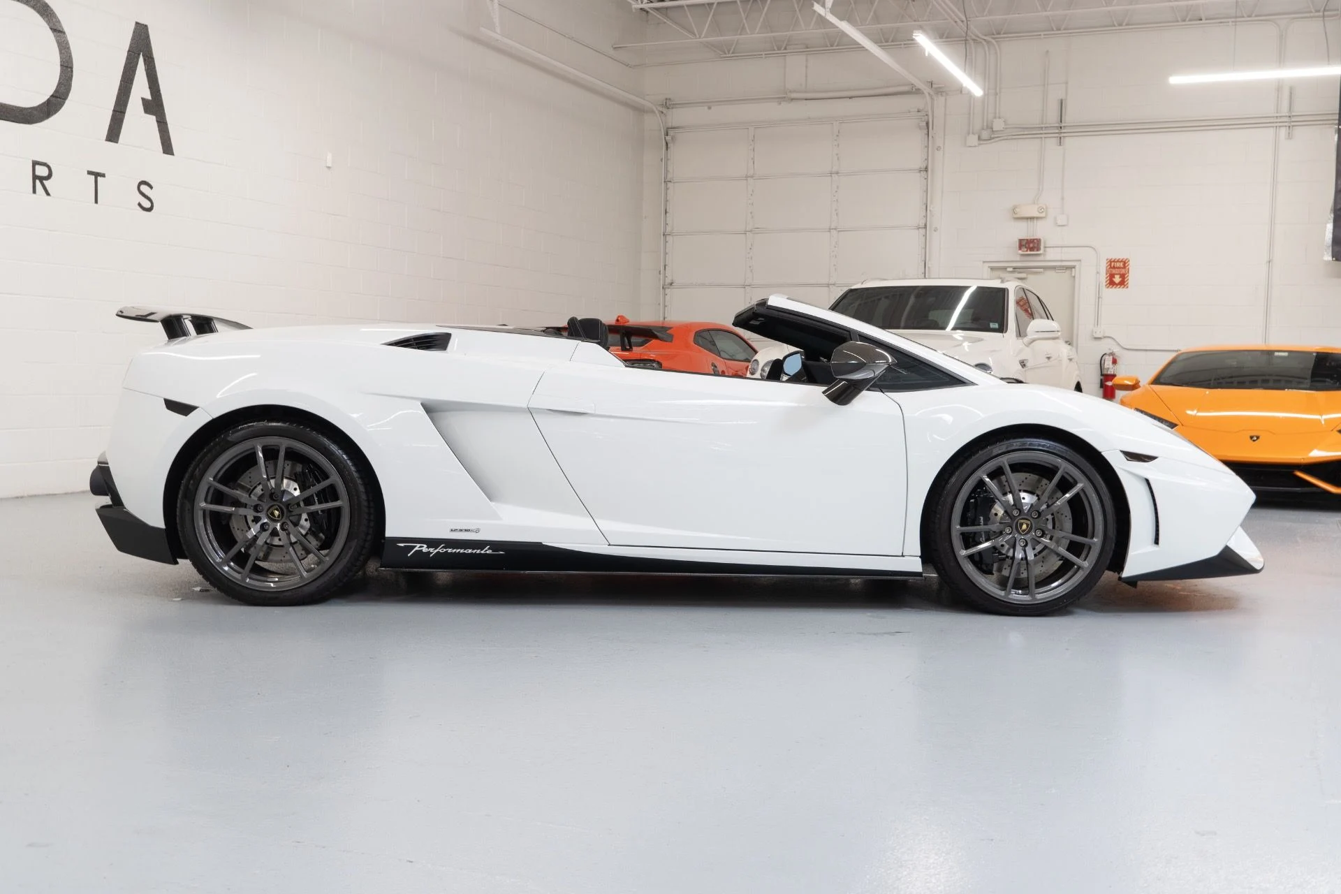 mph013_814257274_Used_2012_Lamborghini_Gallardo_LP_570_4_Spyder_Performante_1755717130_5107c01ea6