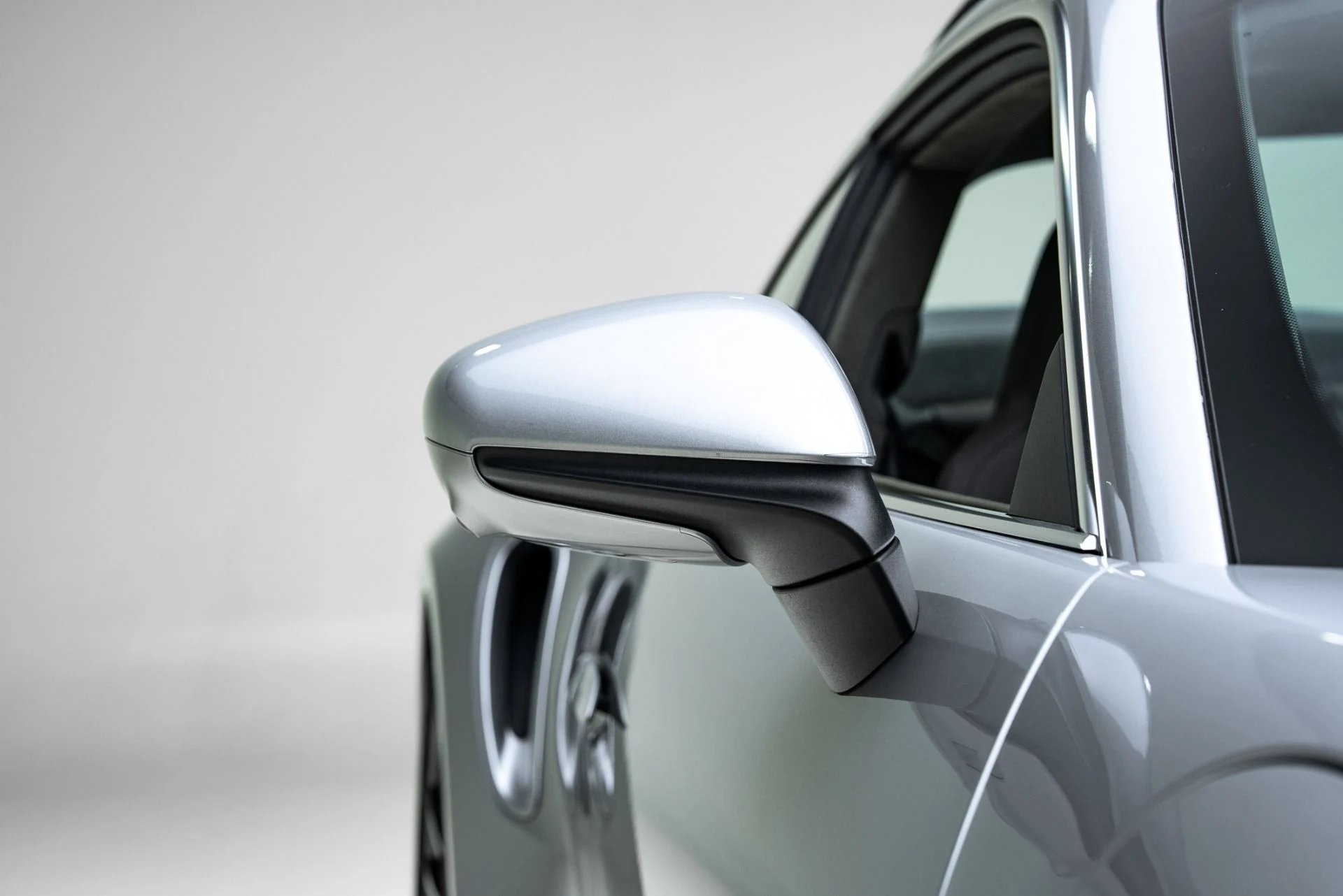 mph013_816219807_Used_2021_Porsche_911_Turbo_S_1776281104_13d2d2cc2d