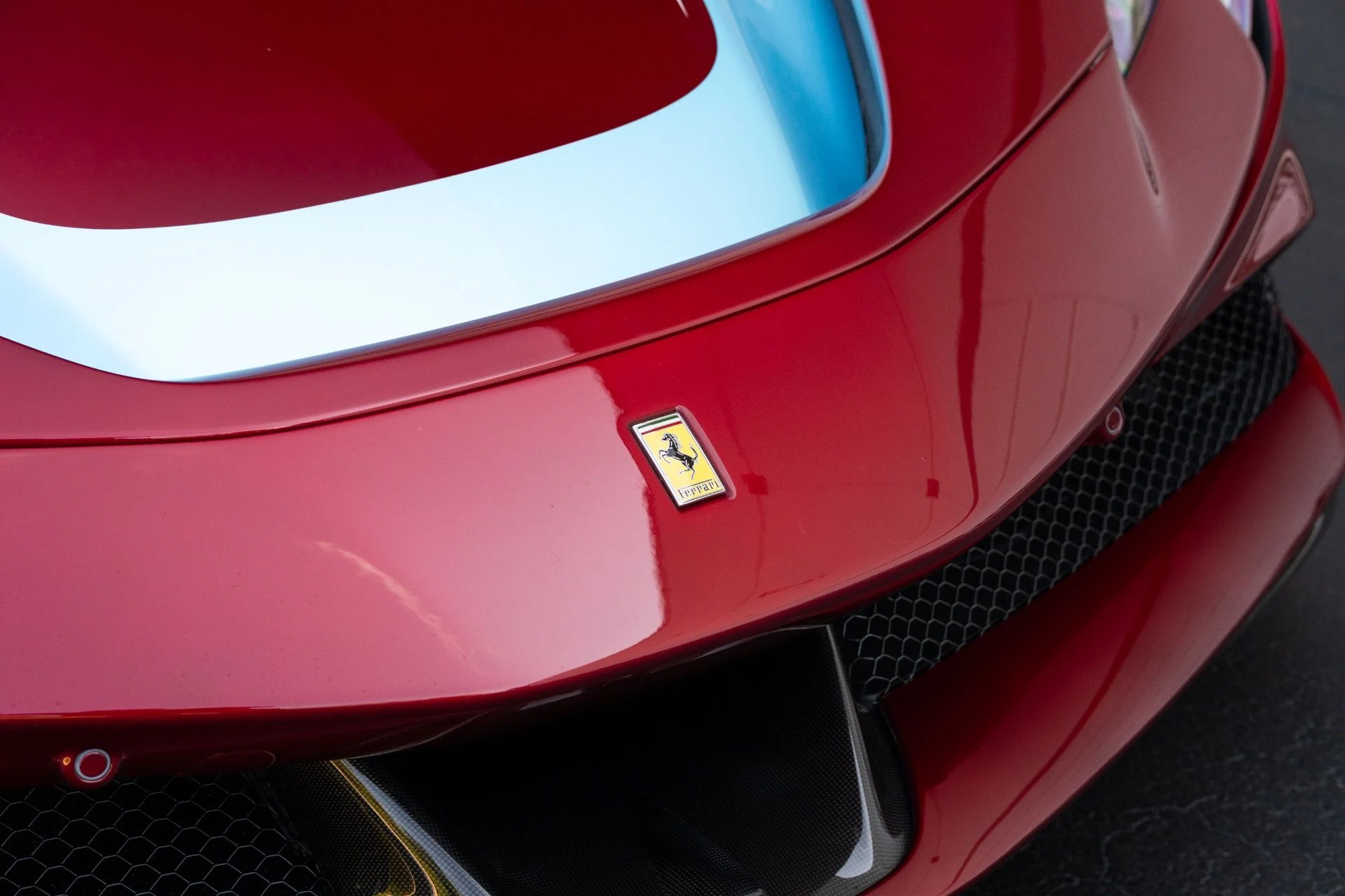 mph013_820967965_Used_2024_Ferrari_SF_90_Spider_1774456921_66b6e6eb26