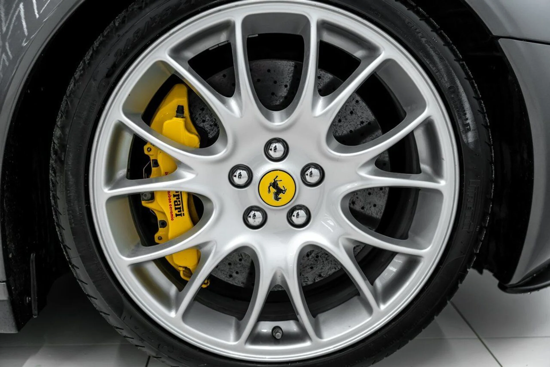 mph013_829006042_ferrari_612_scaglietti_2008_jpg_v_1754355020_28d2cc4795