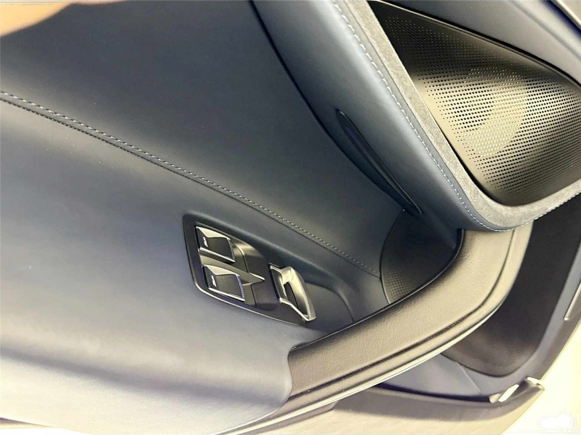 mph013_831251656_9a1ab72a318193a2014c775c7f67407a_56e3ffac0b