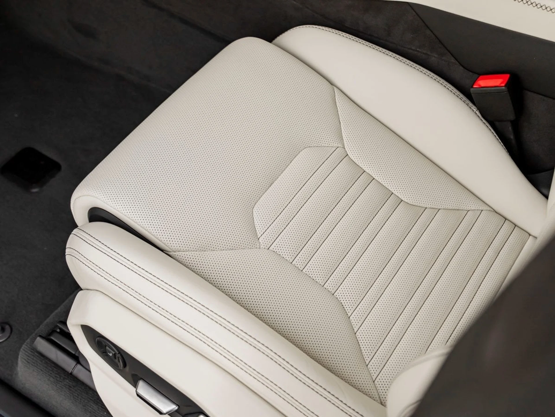 mph013_833127310_14_9557386d2a