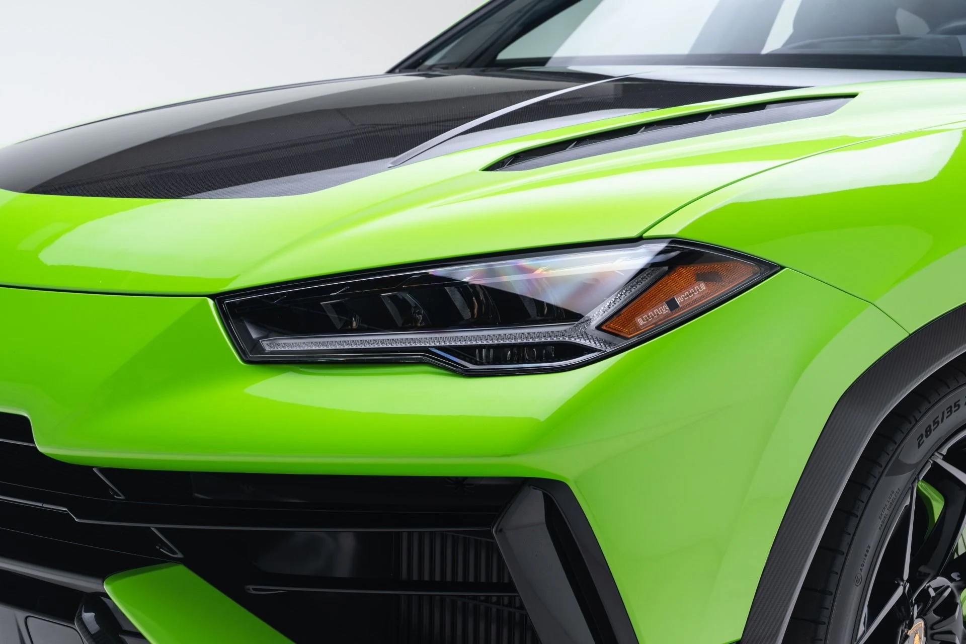 mph013_833414245_Used_2023_Lamborghini_Urus_Performante_1779121057_3650126e0d