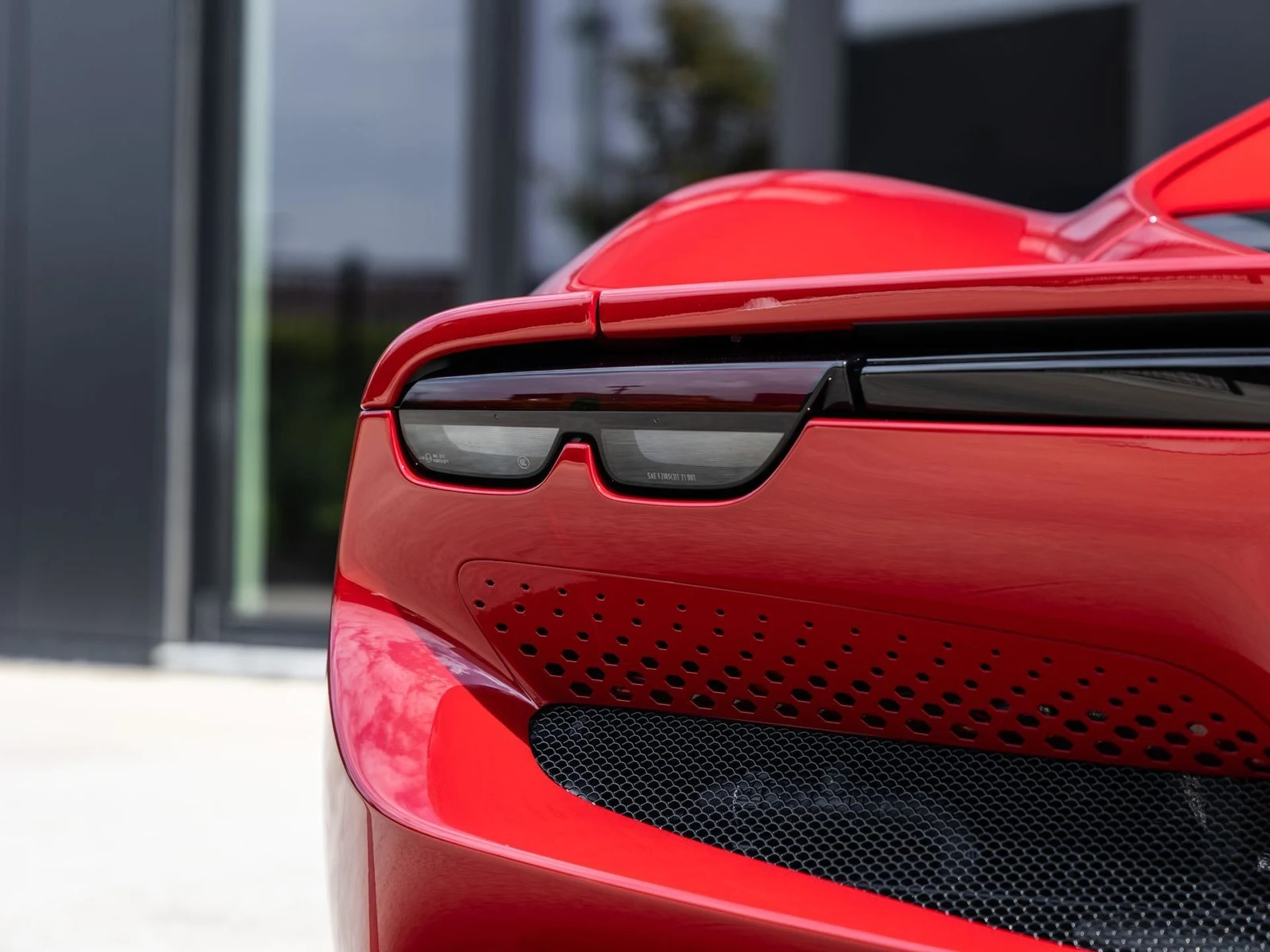 mph013_83917072_14_4daf9b0921