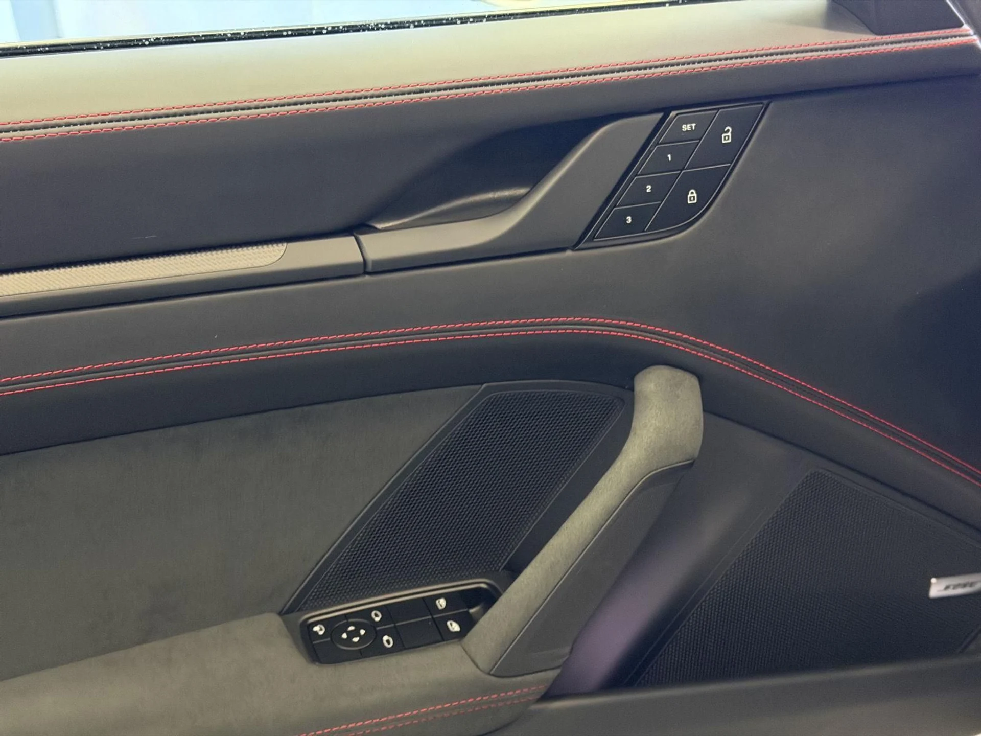 mph013_841375887_2f80b900fe21427b840459e0c134c859x_c283a26c71