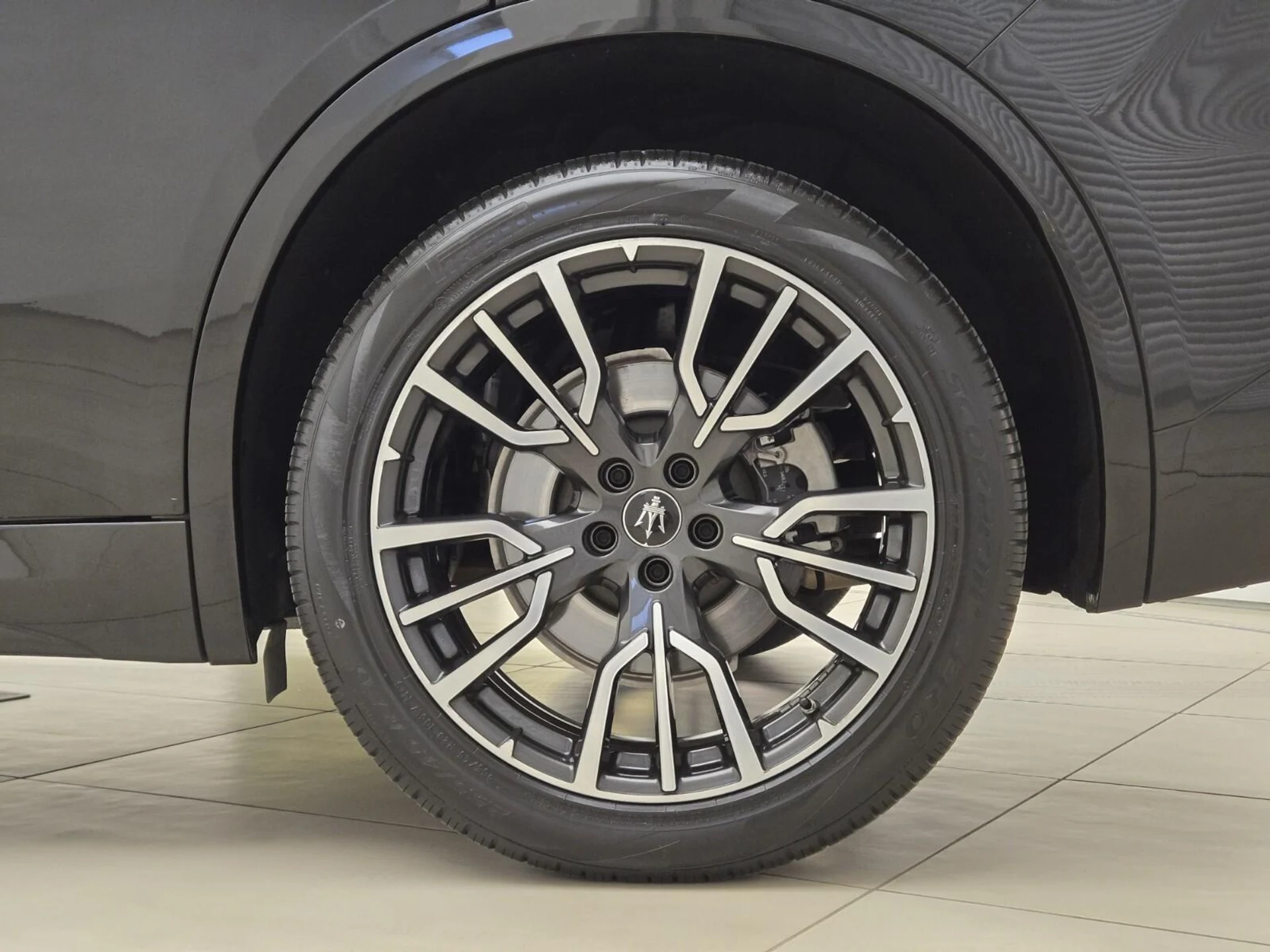 mph013_841775096_Used_2023_Maserati_Grecale_GT_1789624516_588e3360ed