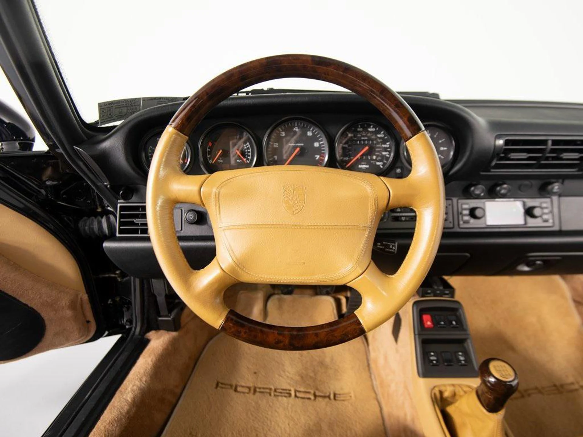 mph013_841856503_mhpll_Z_Bhu_f_D_Zun14_SKS_vn6_A_3a98f4bf23