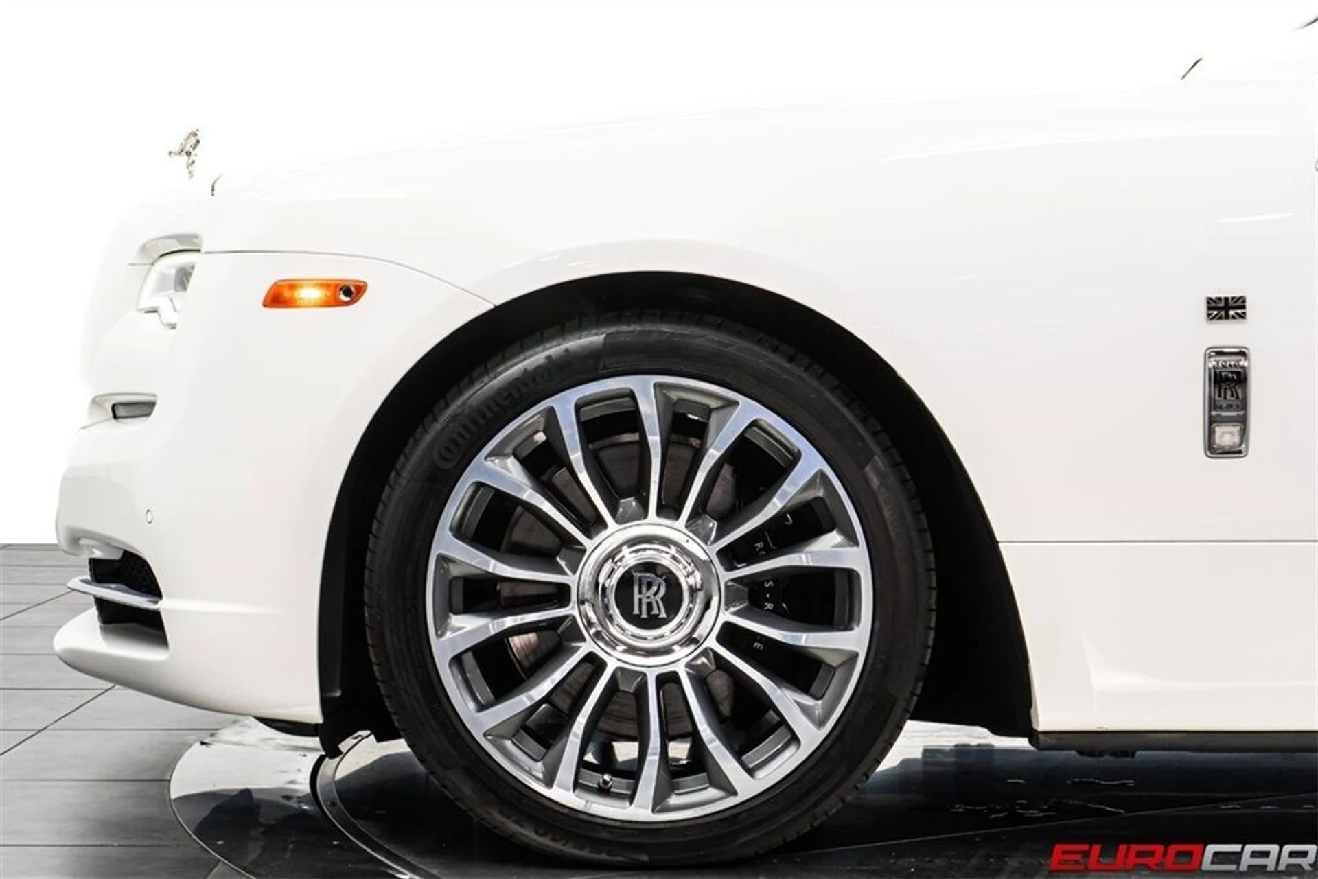 mph013_856189765_image_14_5156b27367