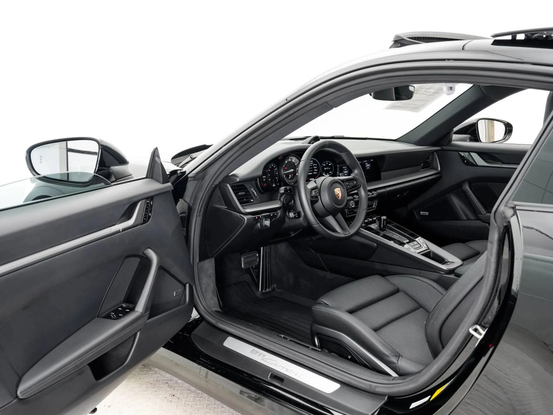 mph013_860174640_1280_02d2d74203