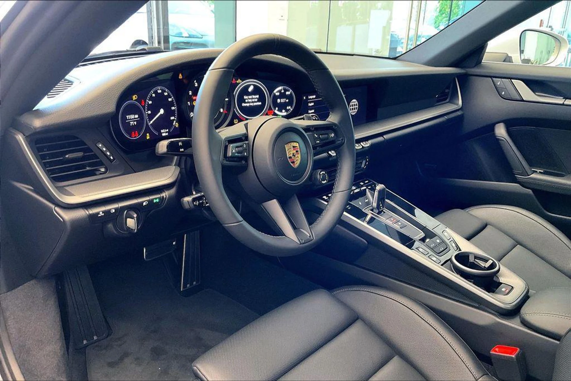 mph013_863194275_h6q1_S_Pp_Qon_RVUQVB_Ab66m13t_Ivs_a902183149