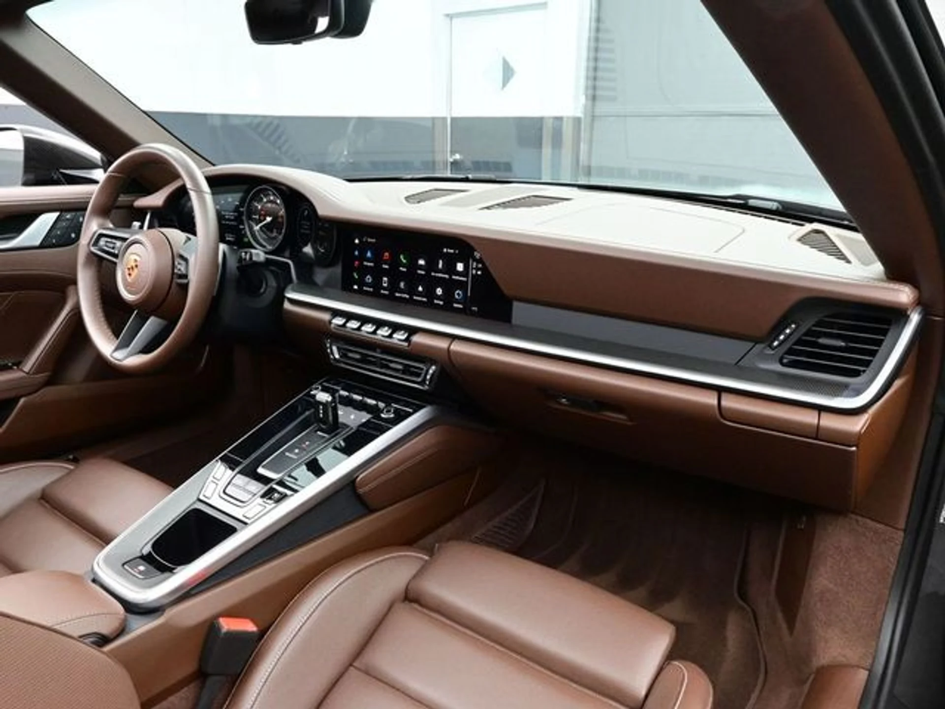 mph013_864778977_b4c2cafebe96474d53bc2d31827c1780x_e467b61eac