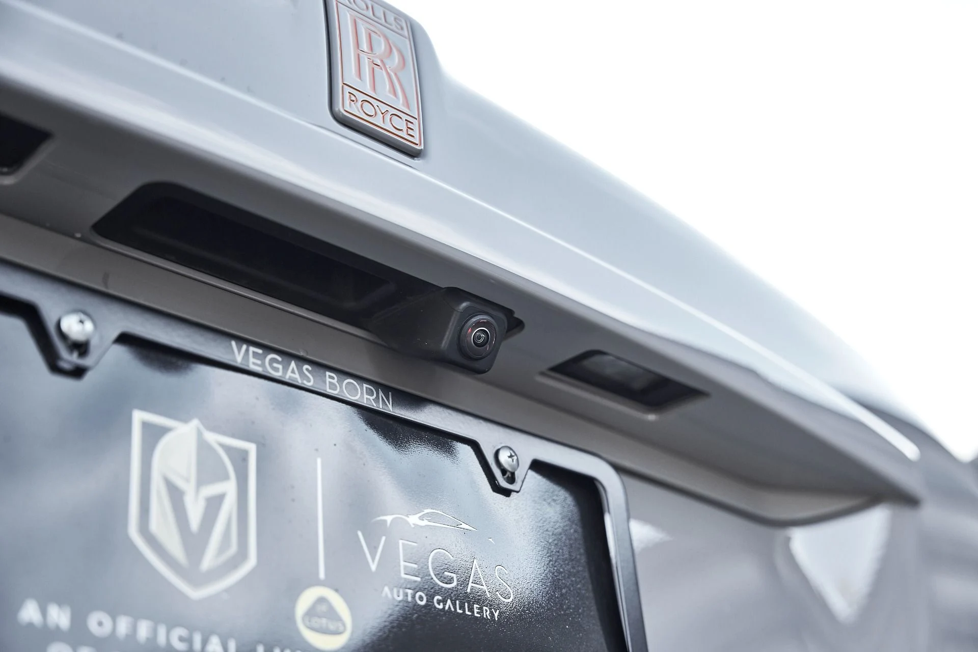 mph013_867005195_Used_2025_Rolls_Royce_Cullinan_1766456599_7c5566fbef