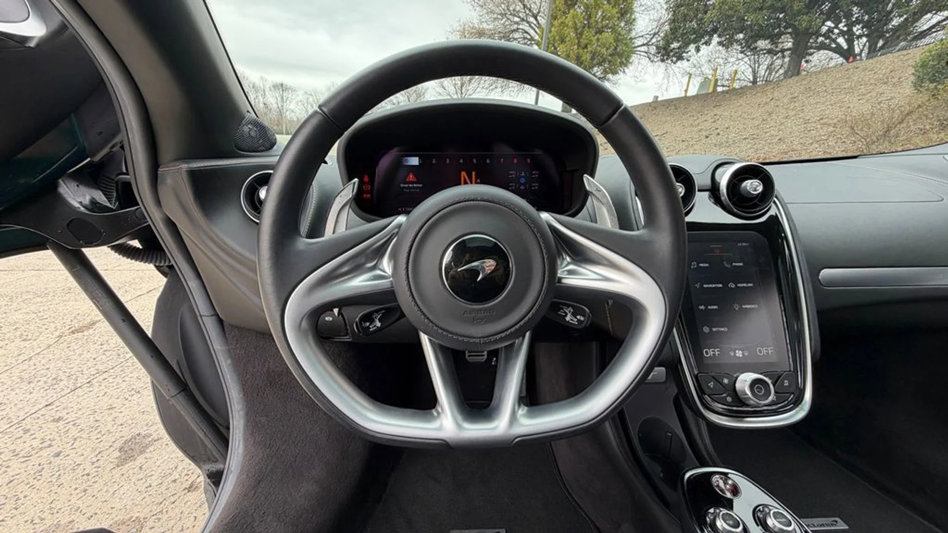 mph013_868674660_b32009fbe7a846e5a1e17f63f1316686_78b97175ca