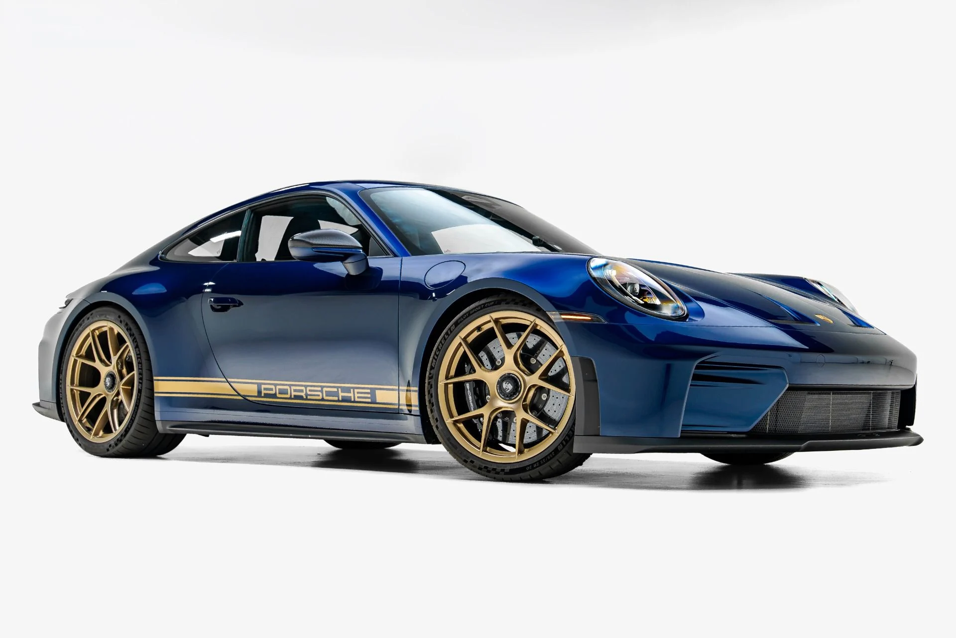 mph013_875645809_Used_2026_Porsche_911_GT_3_Touring_1787009950_47aff60b97