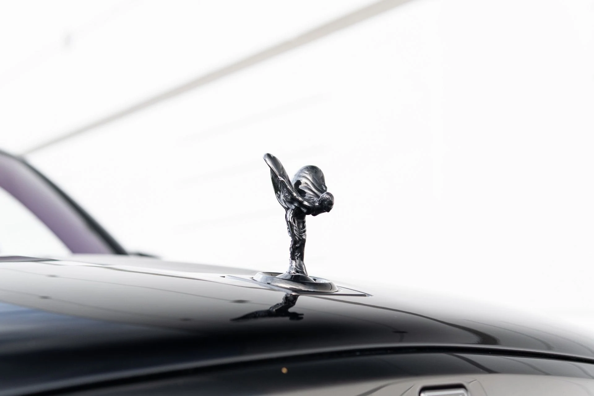 mph013_878356429_Used_2022_Rolls_Royce_Black_Badge_Cullinan_1776130970_0d002892b9