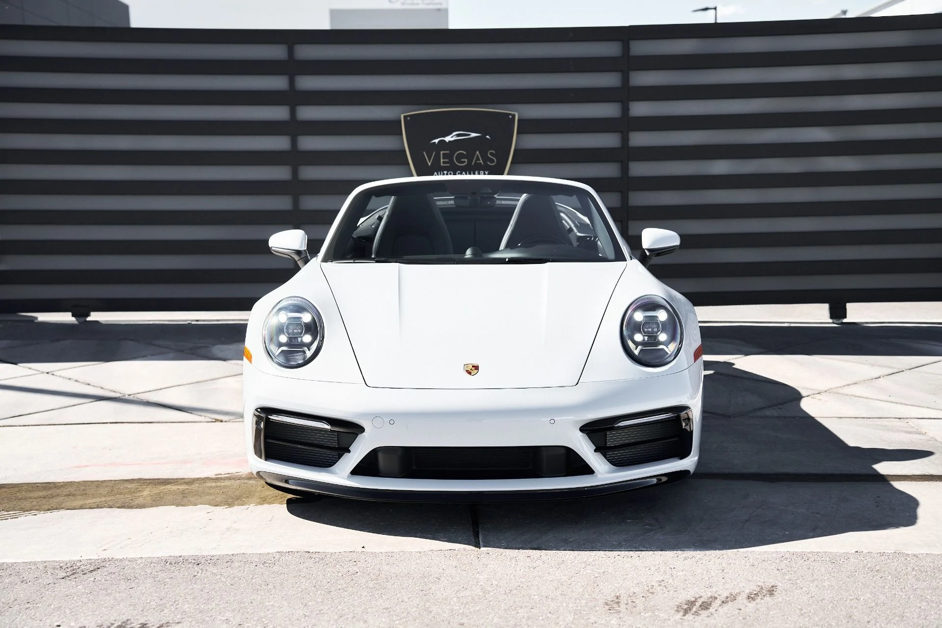 mph013_878452964_Used_2024_Porsche_911_Carrera_4_S_1760665406_4f00394341