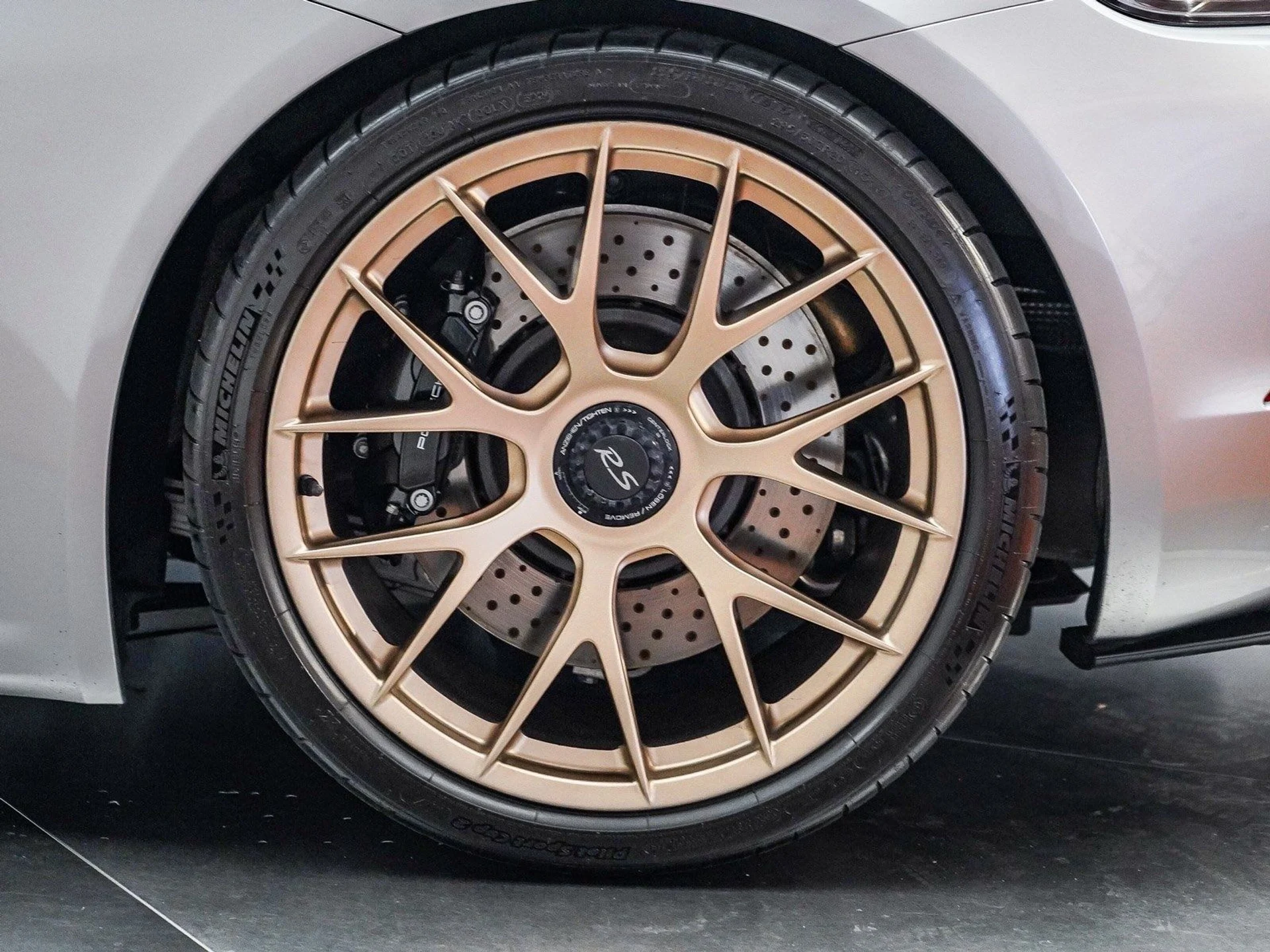 mph013_878661442_66d3921cd6d0f330f2e7279897f2adb2x_378d9fbb9a