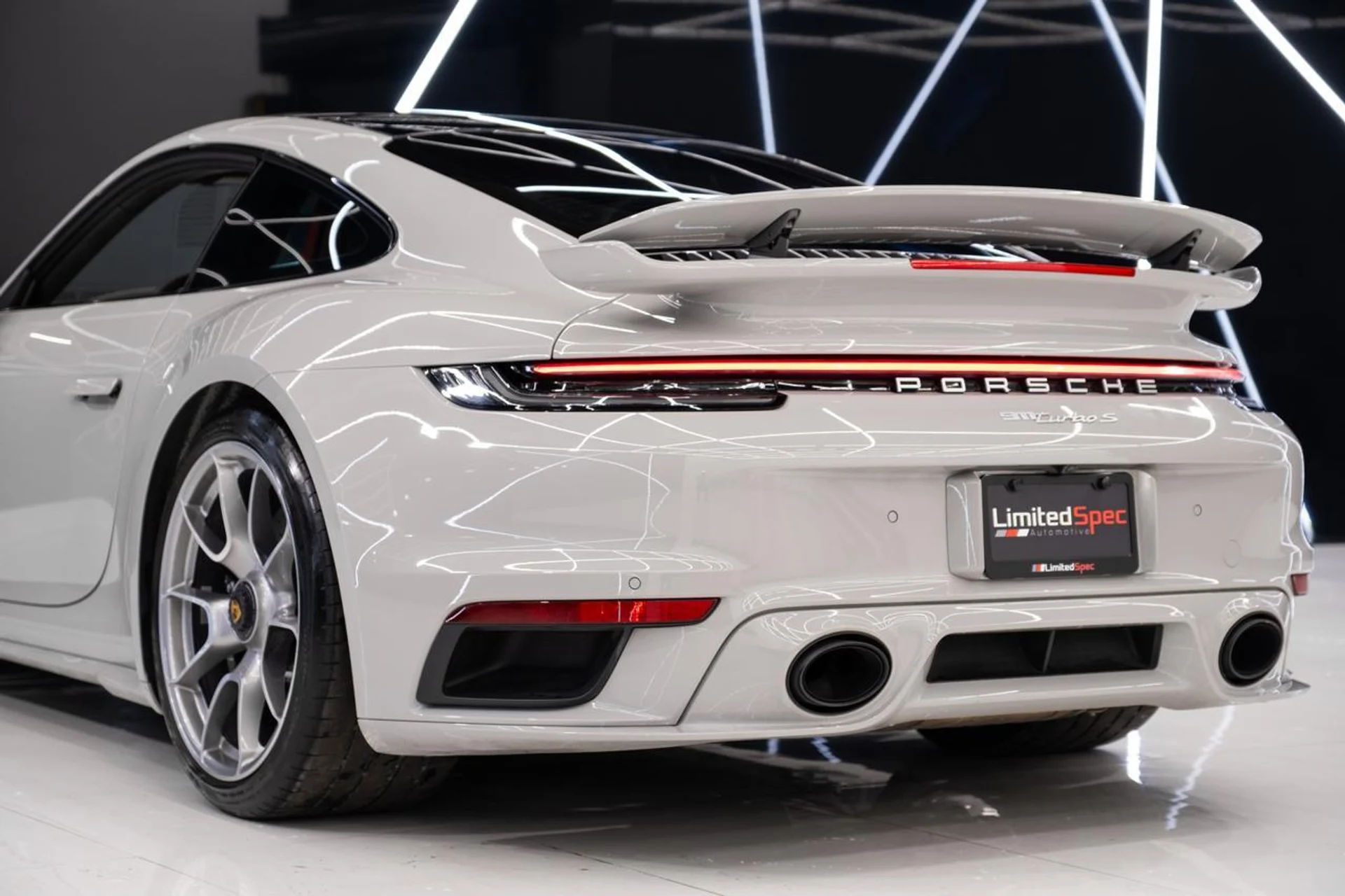 mph013_881427395_49c2caaef60429137cc4ba87306401c6_e236468084