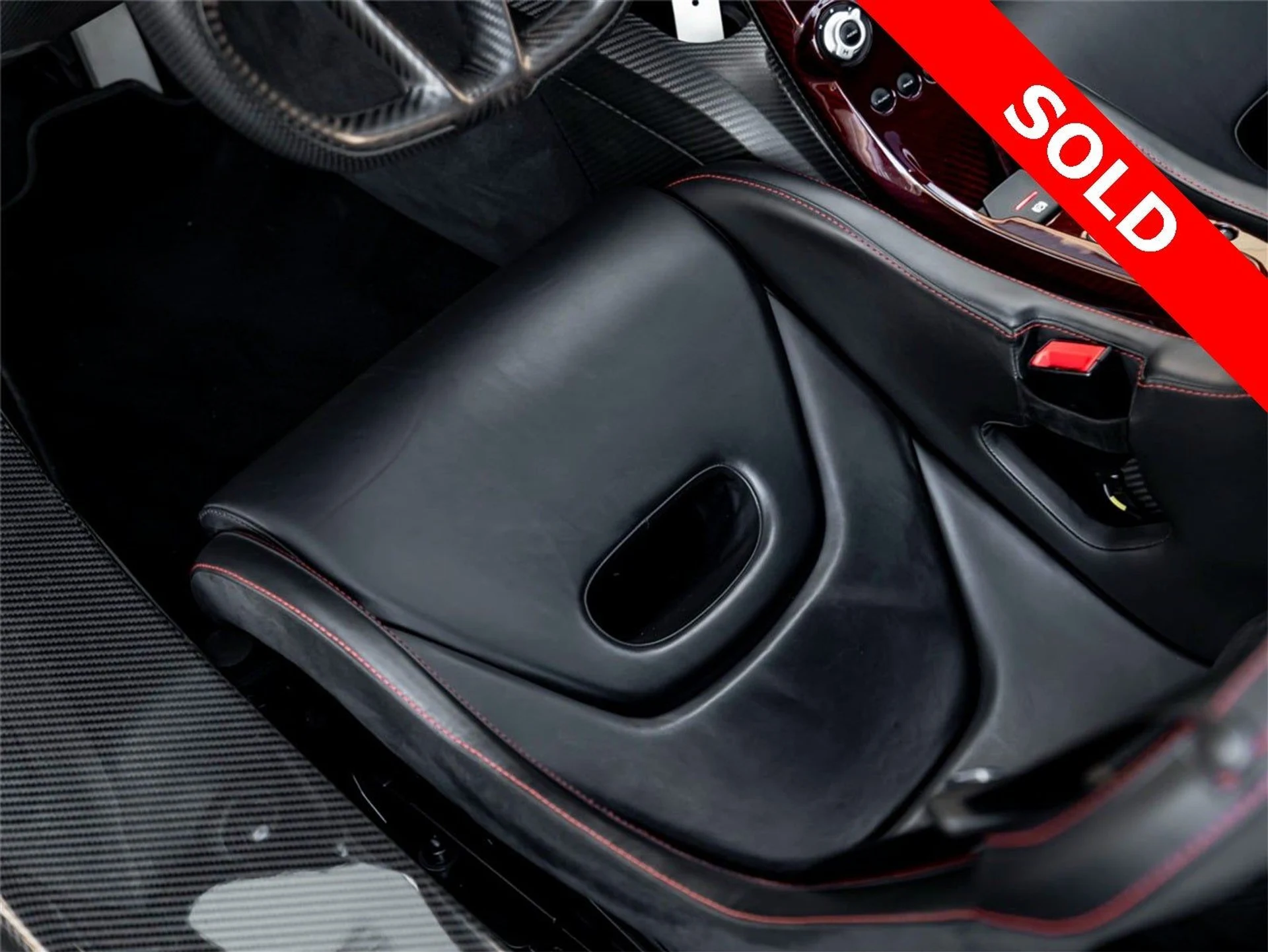 mph013_881839276_14_a32a14f5f2