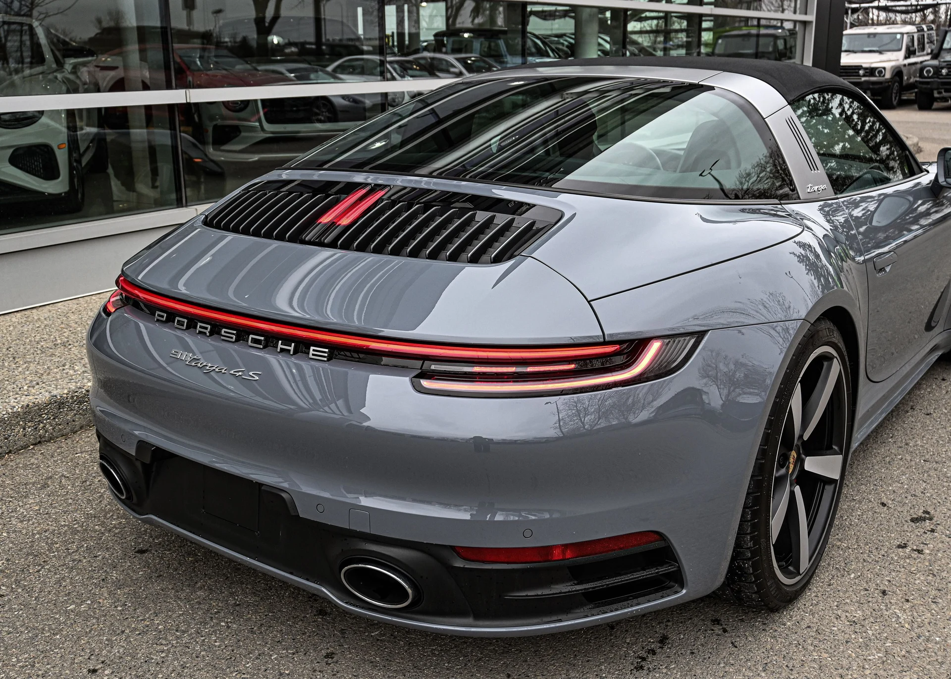 mph013_887804780_dec3c47f_d406_4fe2_b6b0_1a10a64f5dcb_ae89e3520d