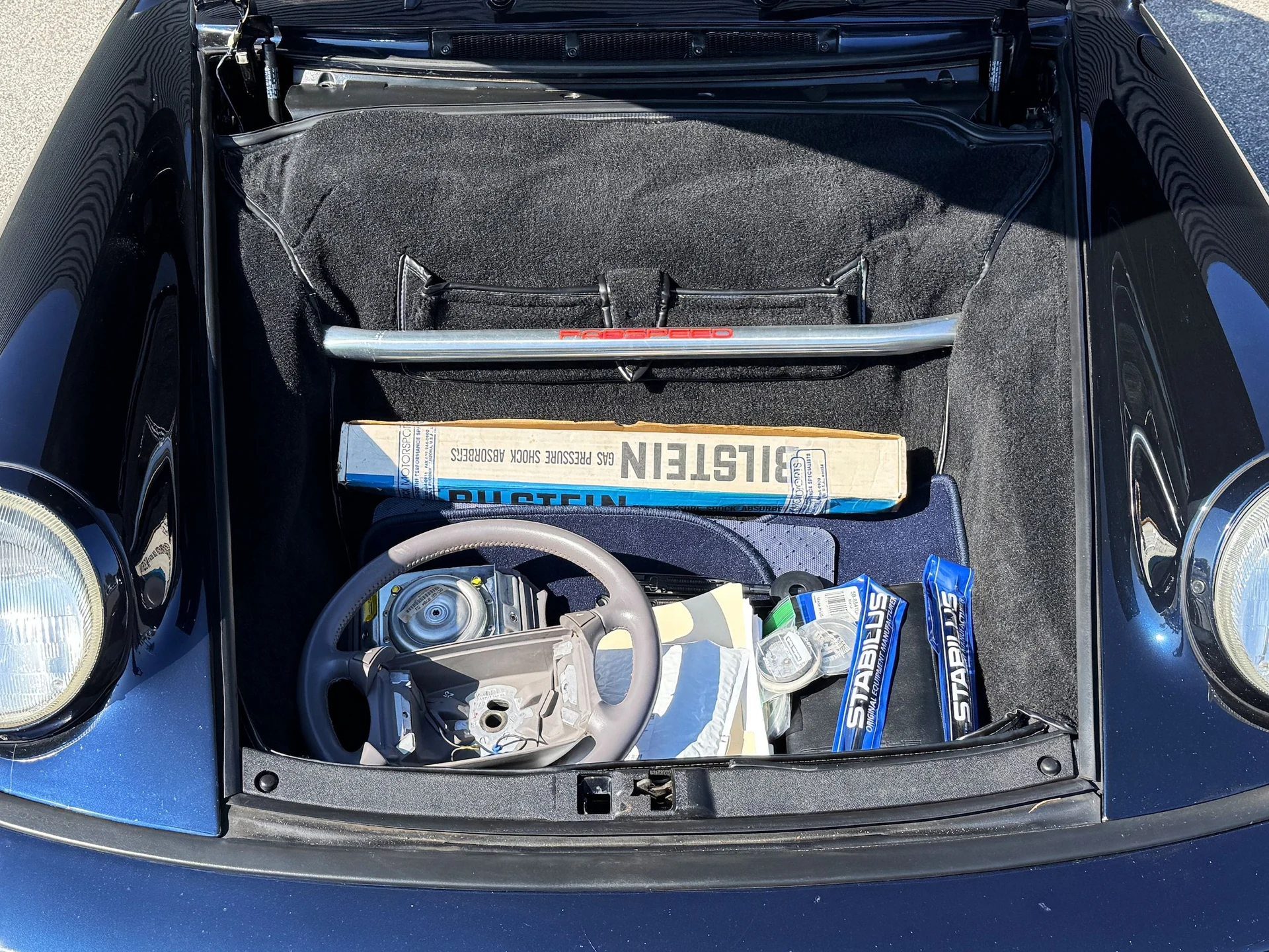 mph013_893100619_fe3a00d56422f86815312819c8ec7829x_0236de9742