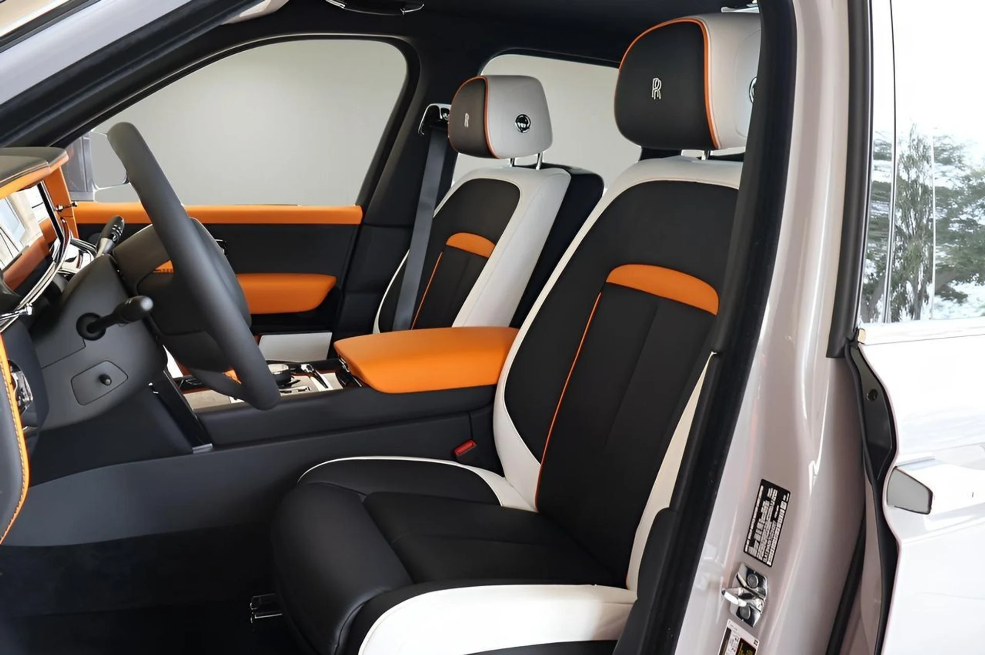 mph013_89334519_14_3ea4c65fbc