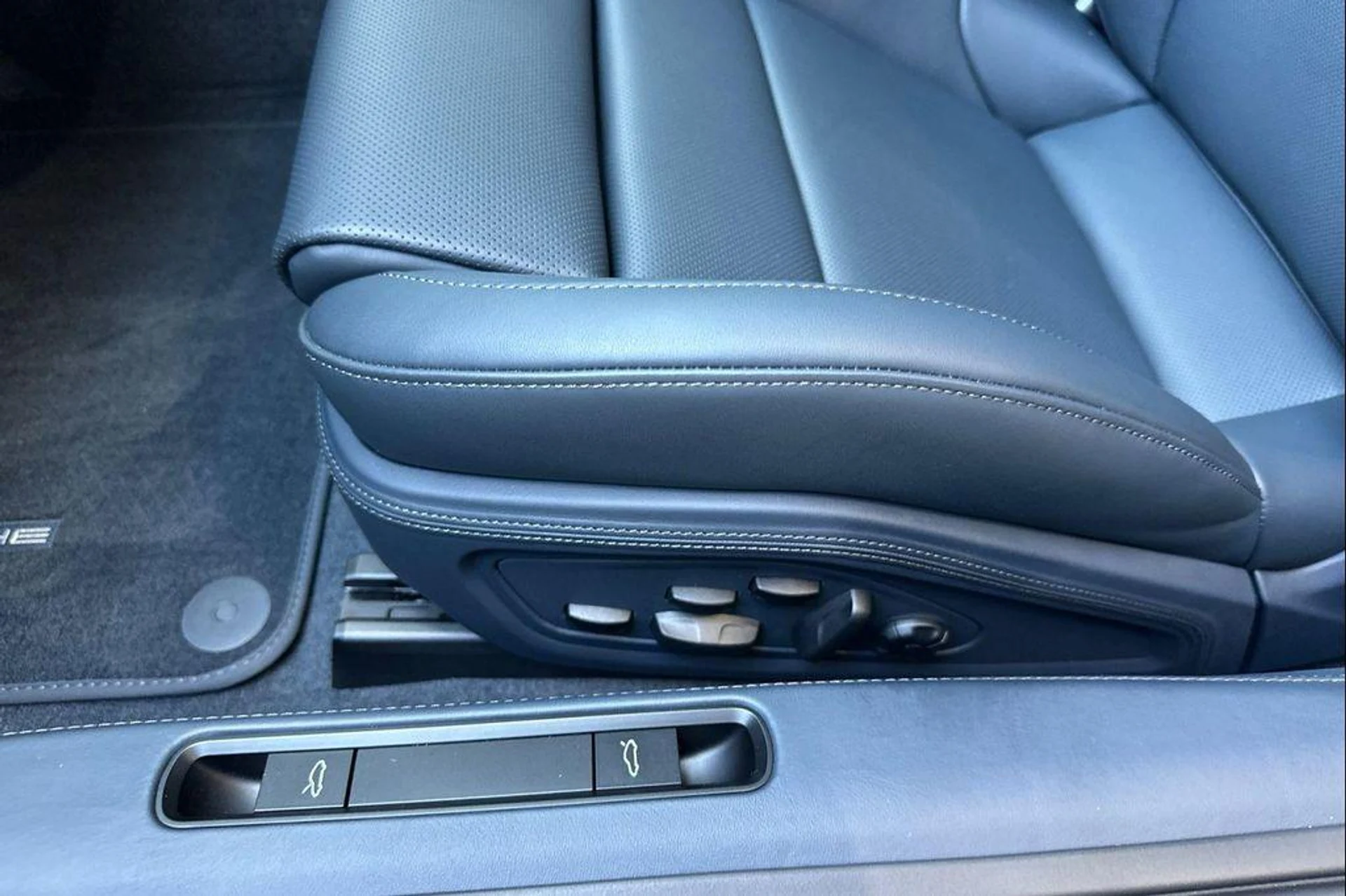 mph013_895960076_ayu5_YKP_LBDAT_Lmg_Ug_Dw24_W_Iaz0_ad011869aa