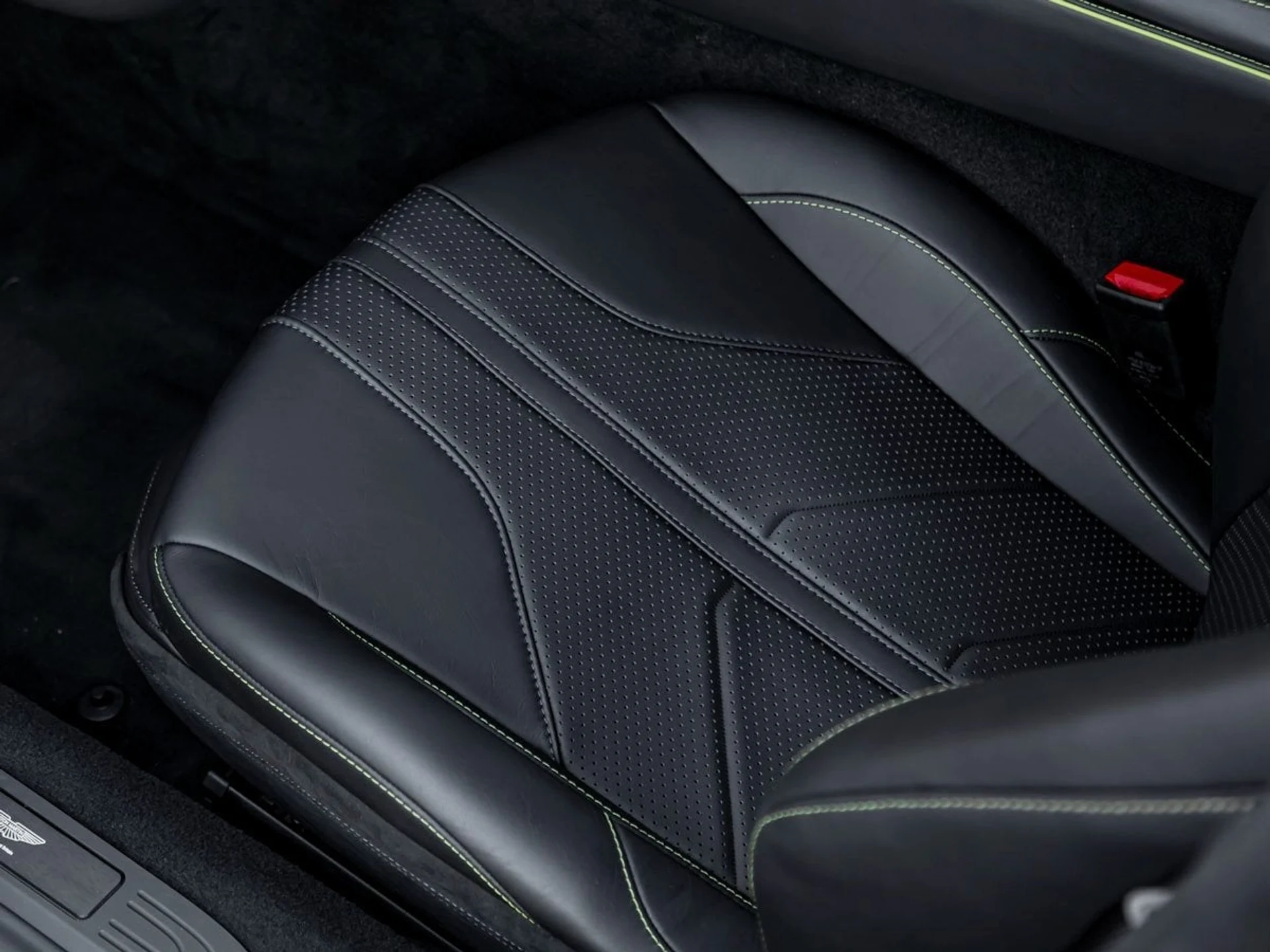 mph013_896589376_14_e2c9e78cf2