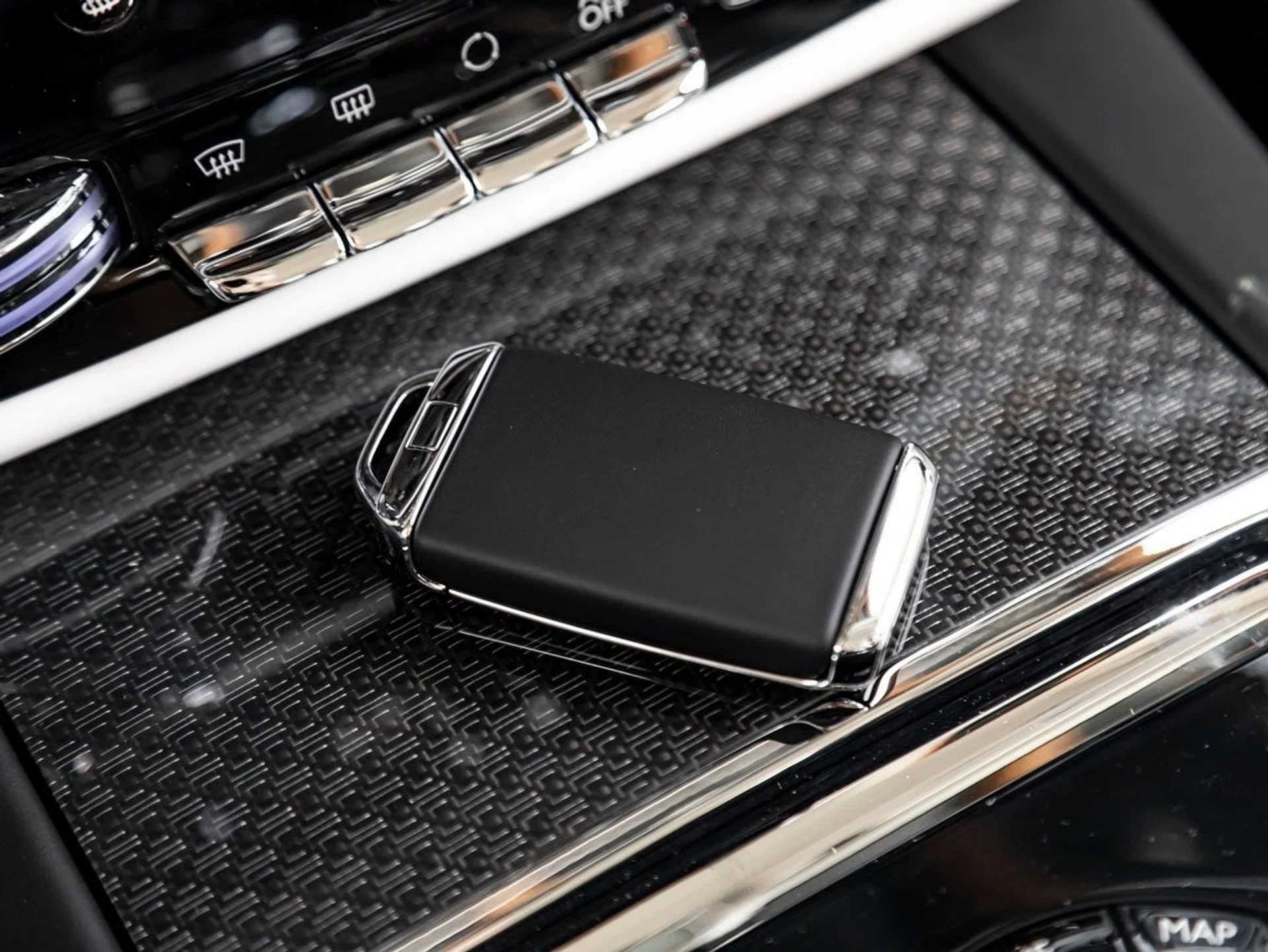 mph013_900392853_14_dffcd69fe0