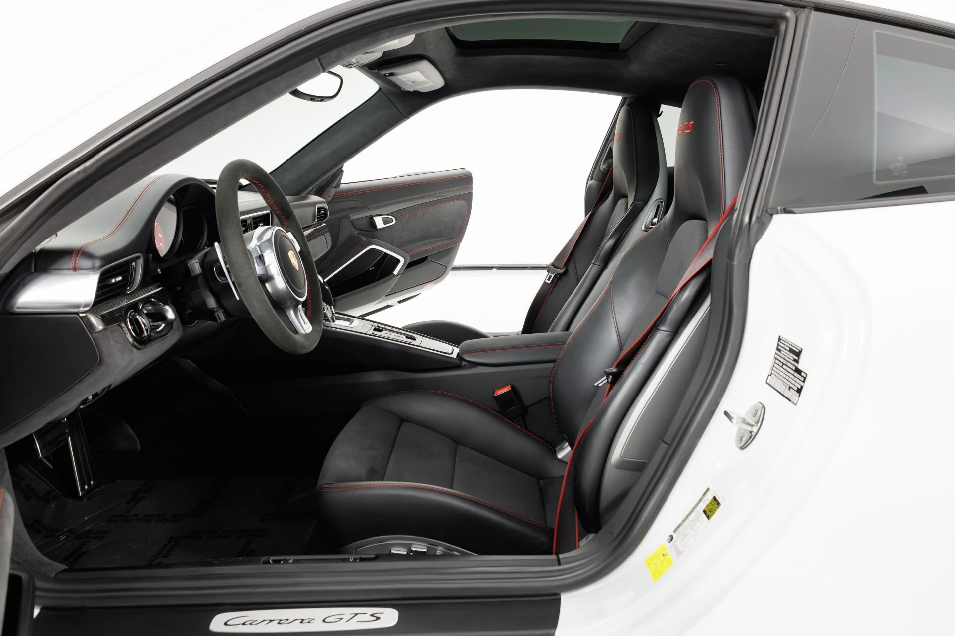mph013_904352400_Used_2016_Porsche_911_Carrera_GTS_1792778164_d94dc28762