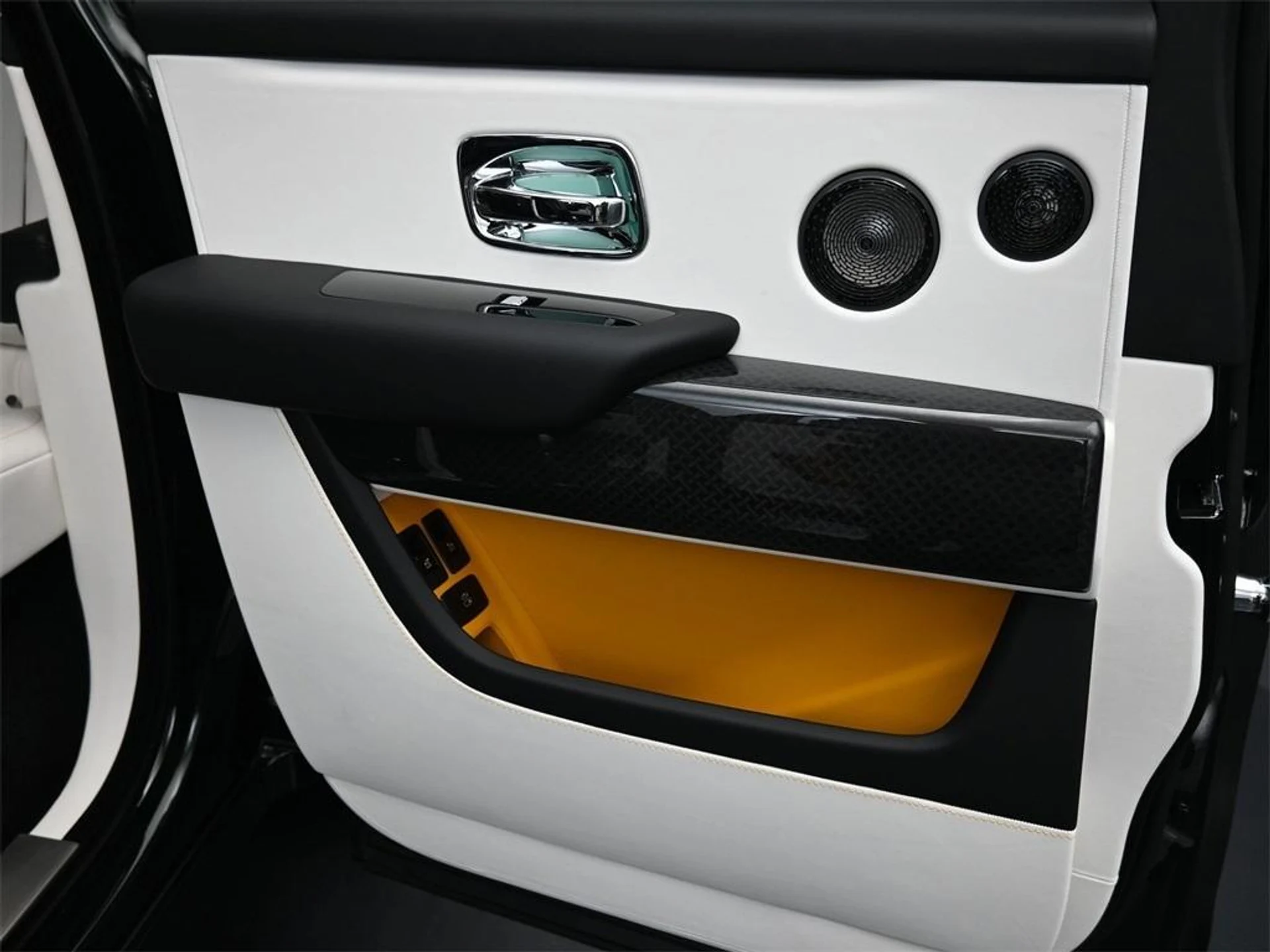 mph013_907808871_g_W_Lrbad_Q4_BB_Dd6_J_Yg_Q5u6vnphc_M_b85f114614