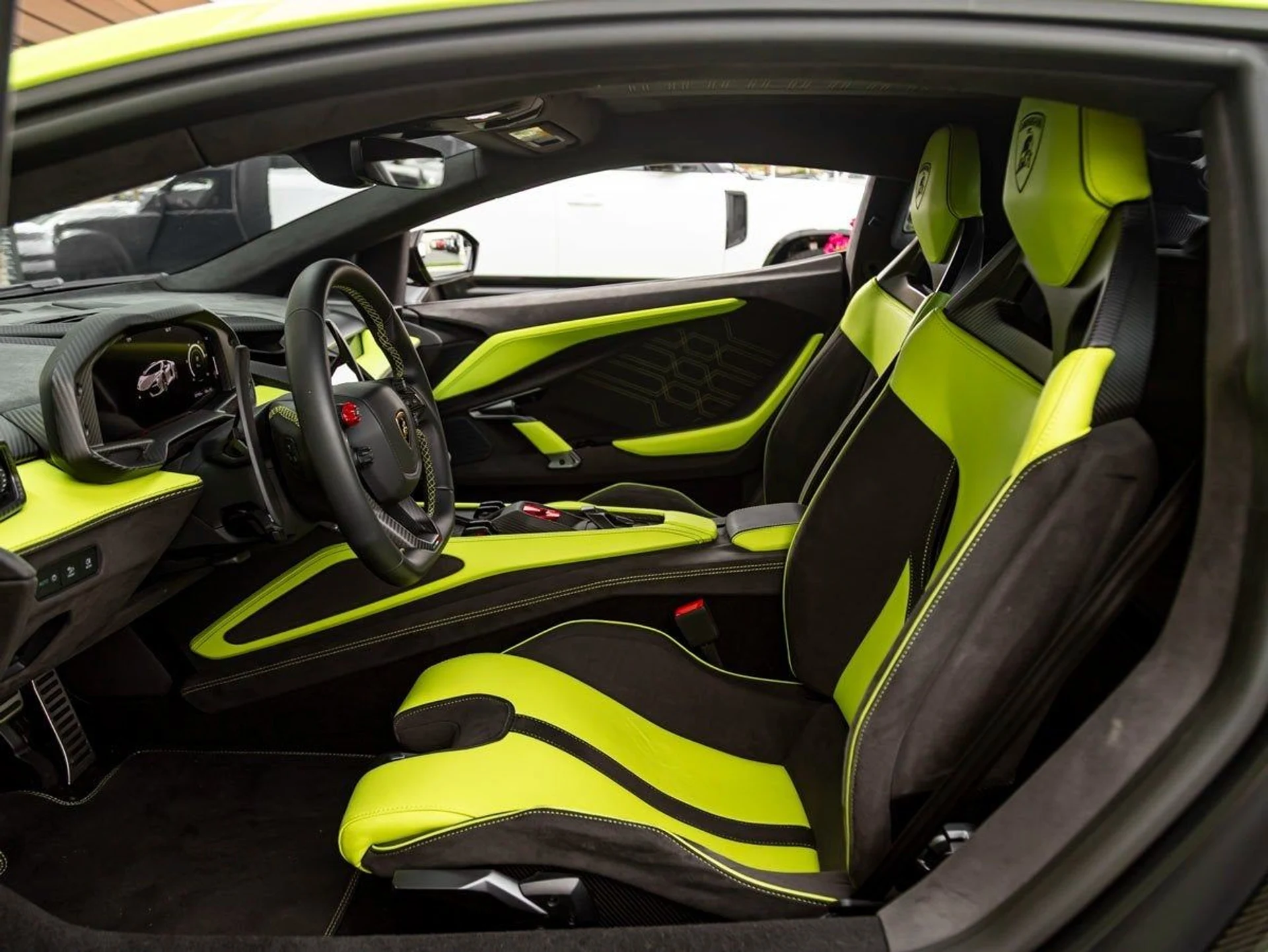 mph013_910533238_14_1bd8f620a2