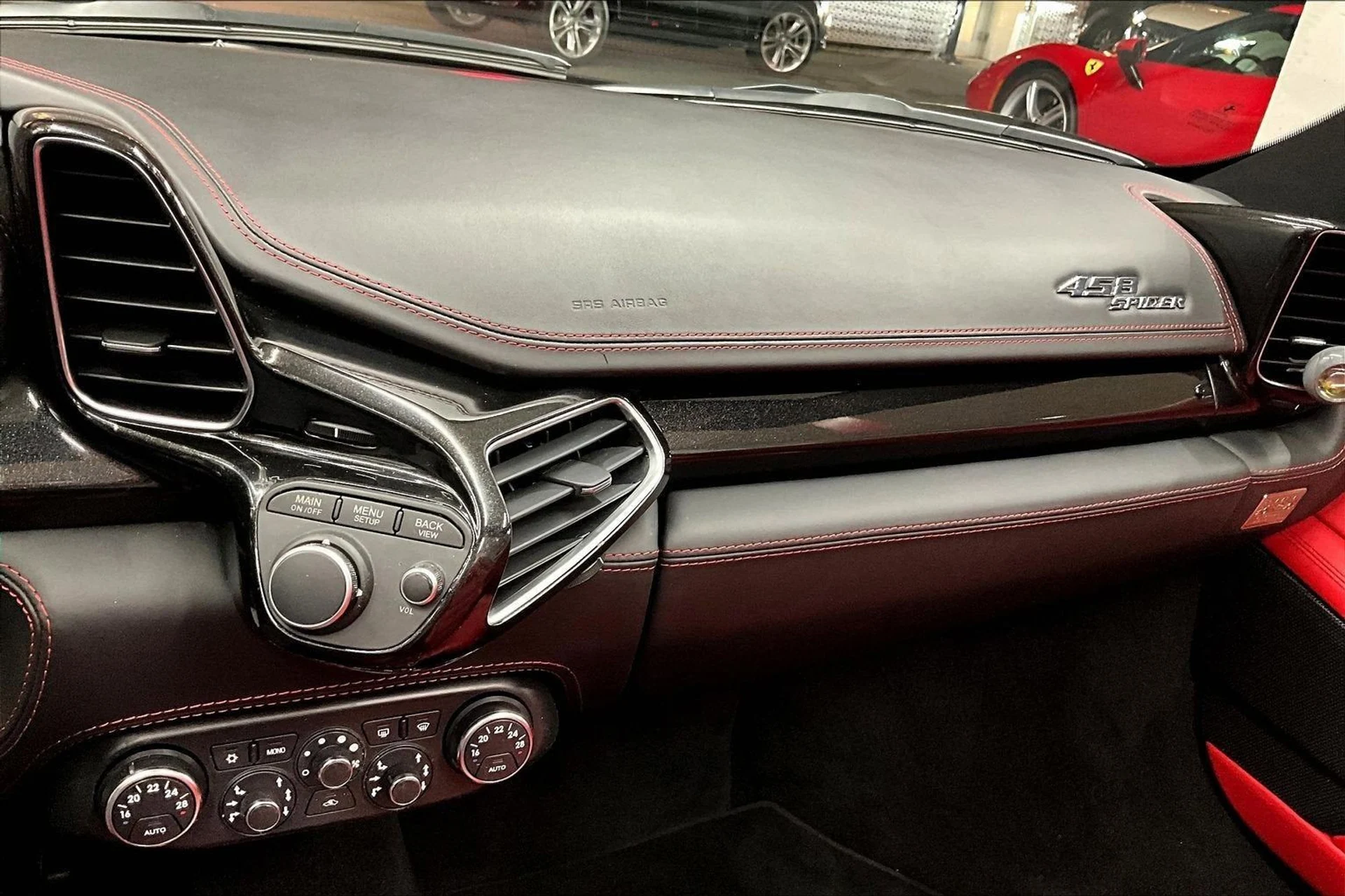 mph013_911729445_4c252fc5e60749b0919fb392411fa075_8159723c77