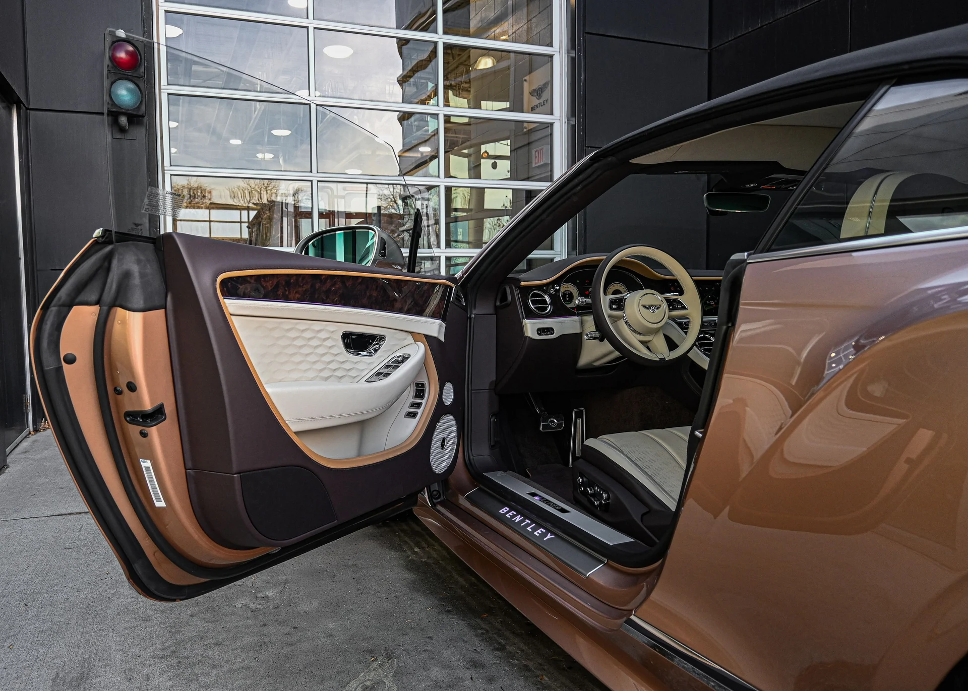 mph013_91274814_d01cdd44_4053_47ce_898f_00349ee29649_464ba30052