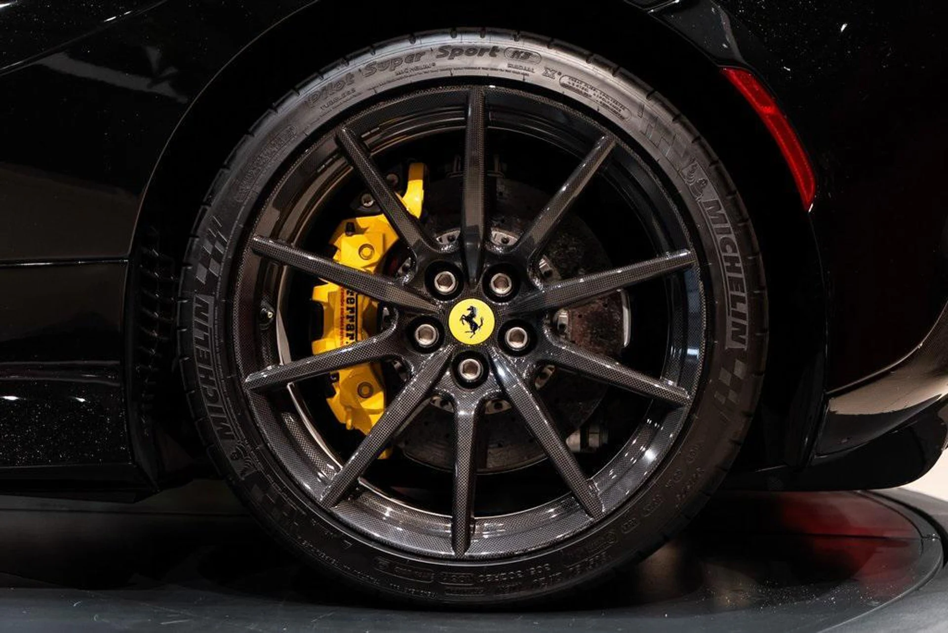 mph013_918181257_8_Kf_Ux_i_X_Pn_1_Hf_A8_J_Sw3r_v51_Go_20f255f809