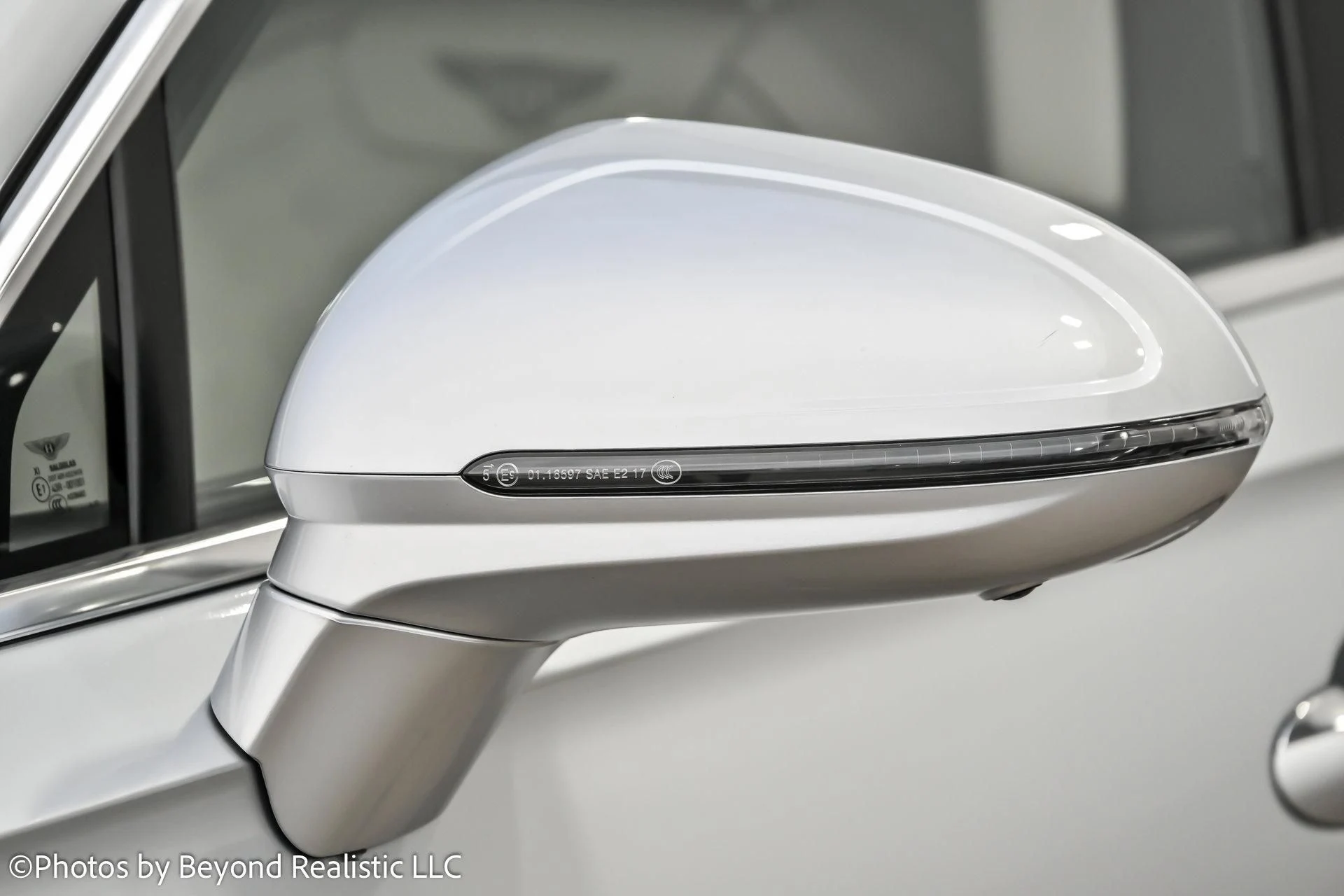 mph013_919485601_Used_2021_Bentley_Flying_Spur_V8_First_Edition_1763629659_952d42e716