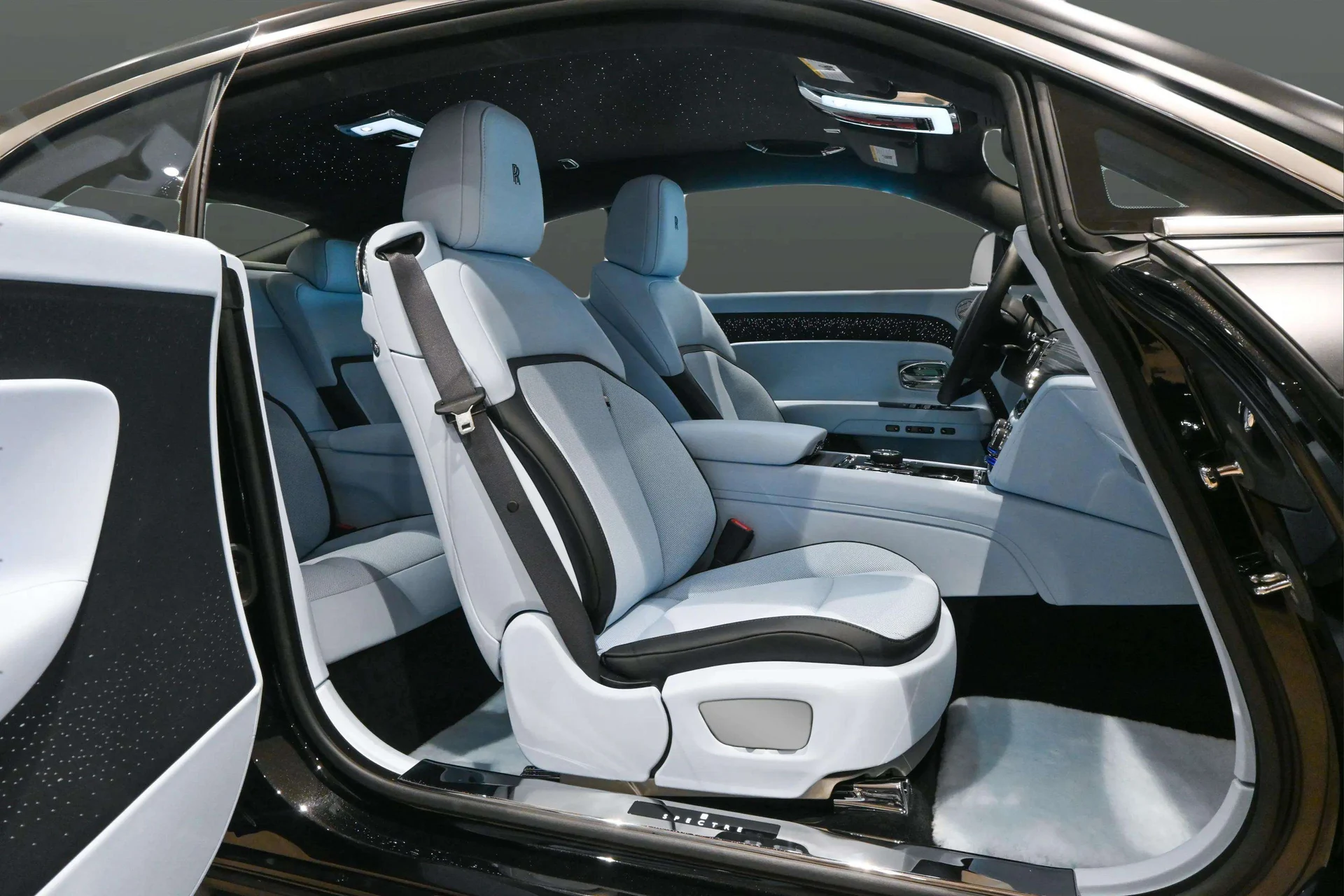 mph013_920569043_079d3323_eaee_4c19_b1cb_3d3760578233_b4b148c977