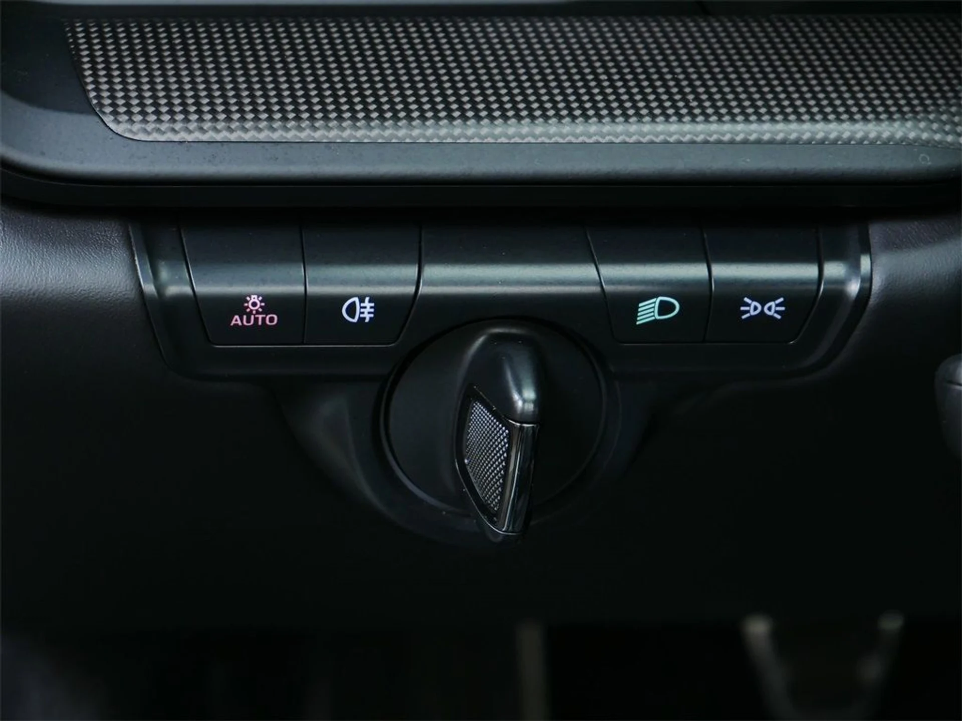 mph013_92381592_e1c73f6272e1a3ab075db4cf4e1db140_f9ca21dbc9