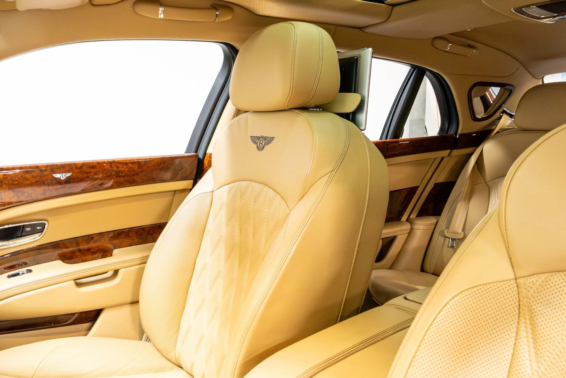 mph013_924543796_Used_2017_Bentley_Mulsanne_1775514187_78e12e6f22