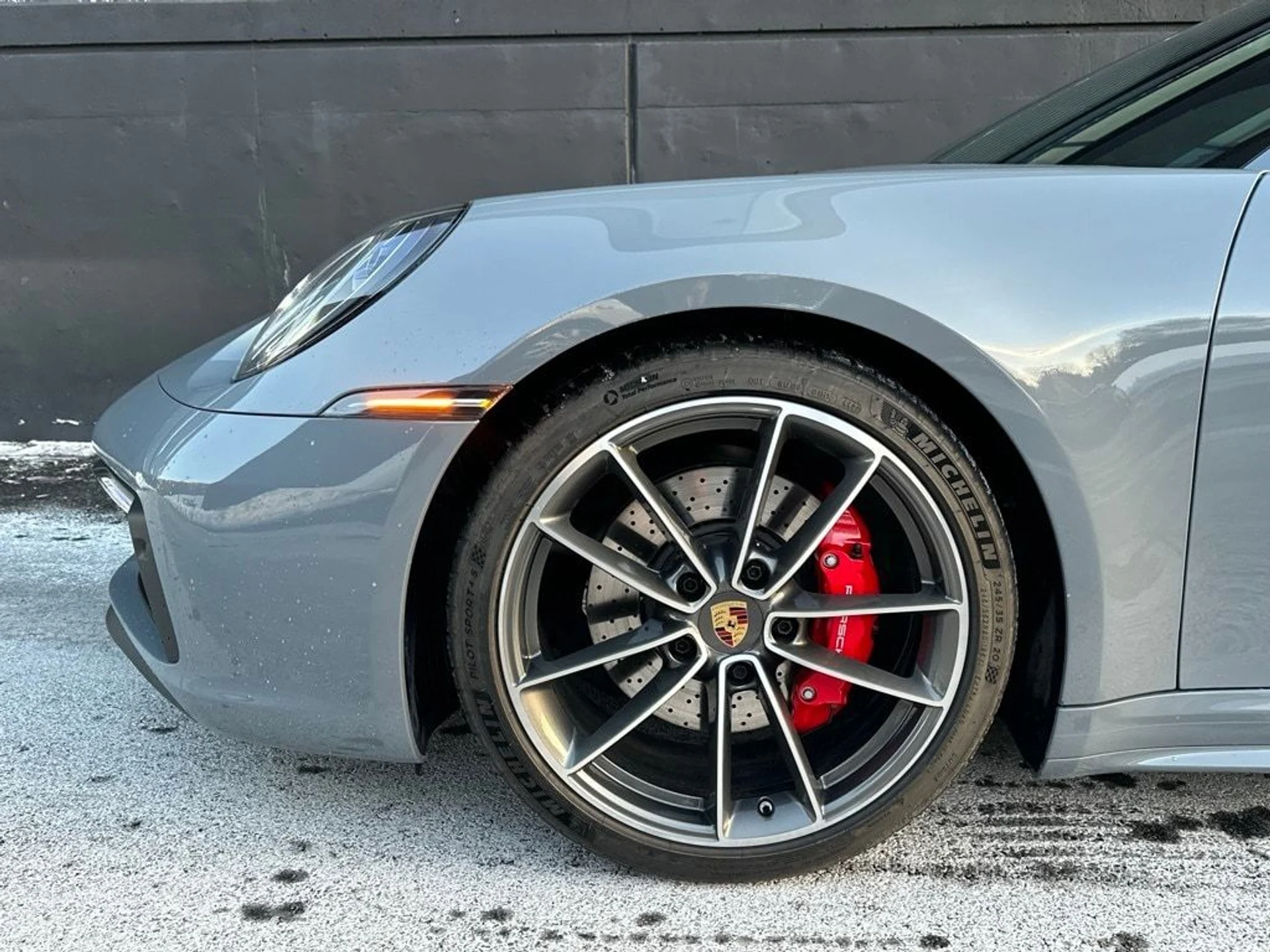 mph013_924756041_2584e54ab338b4681aebe24d7be3ffb9x_227a2dc071