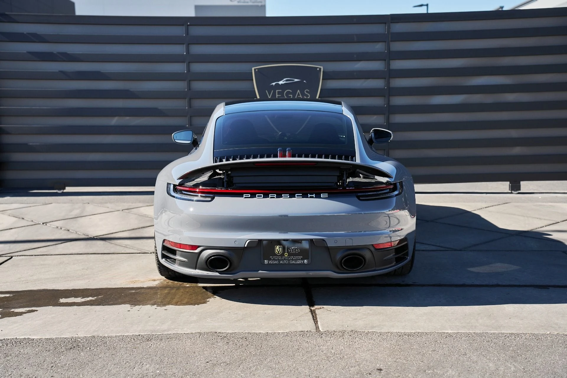 mph013_929778488_Used_2024_Porsche_911_Carrera_S_1763676093_49c4ccaefb