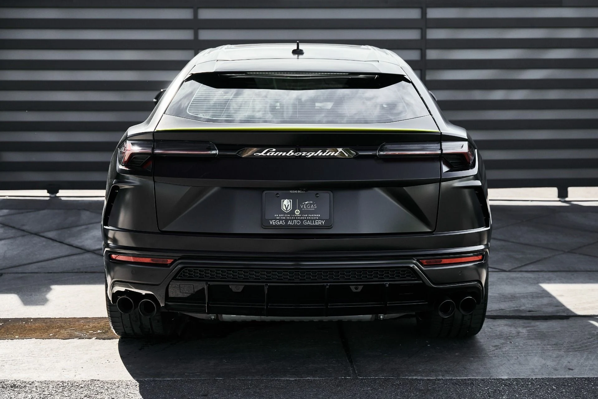 mph013_941345878_Used_2022_Lamborghini_Urus_1774548565_0111eaa0be