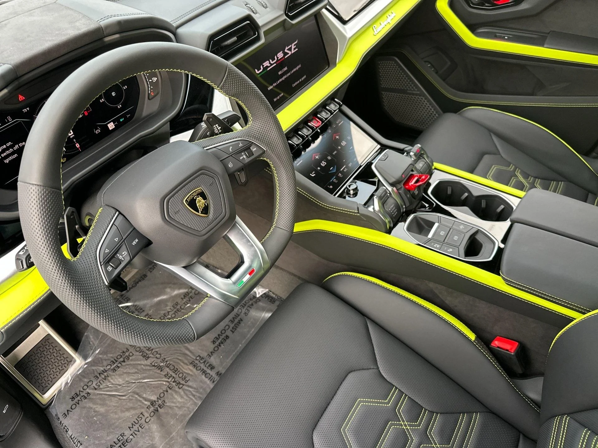 mph013_941875745_New_2025_Lamborghini_Urus_SE_1762960327_10d402dfdd