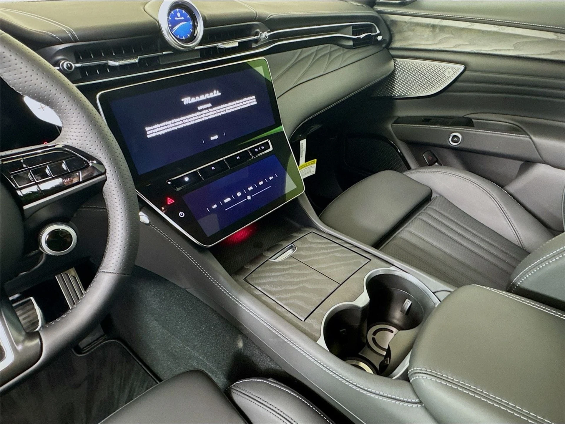 mph013_94538205_dce948021bf901c3849a06cf33baf43ex_5563124aa5