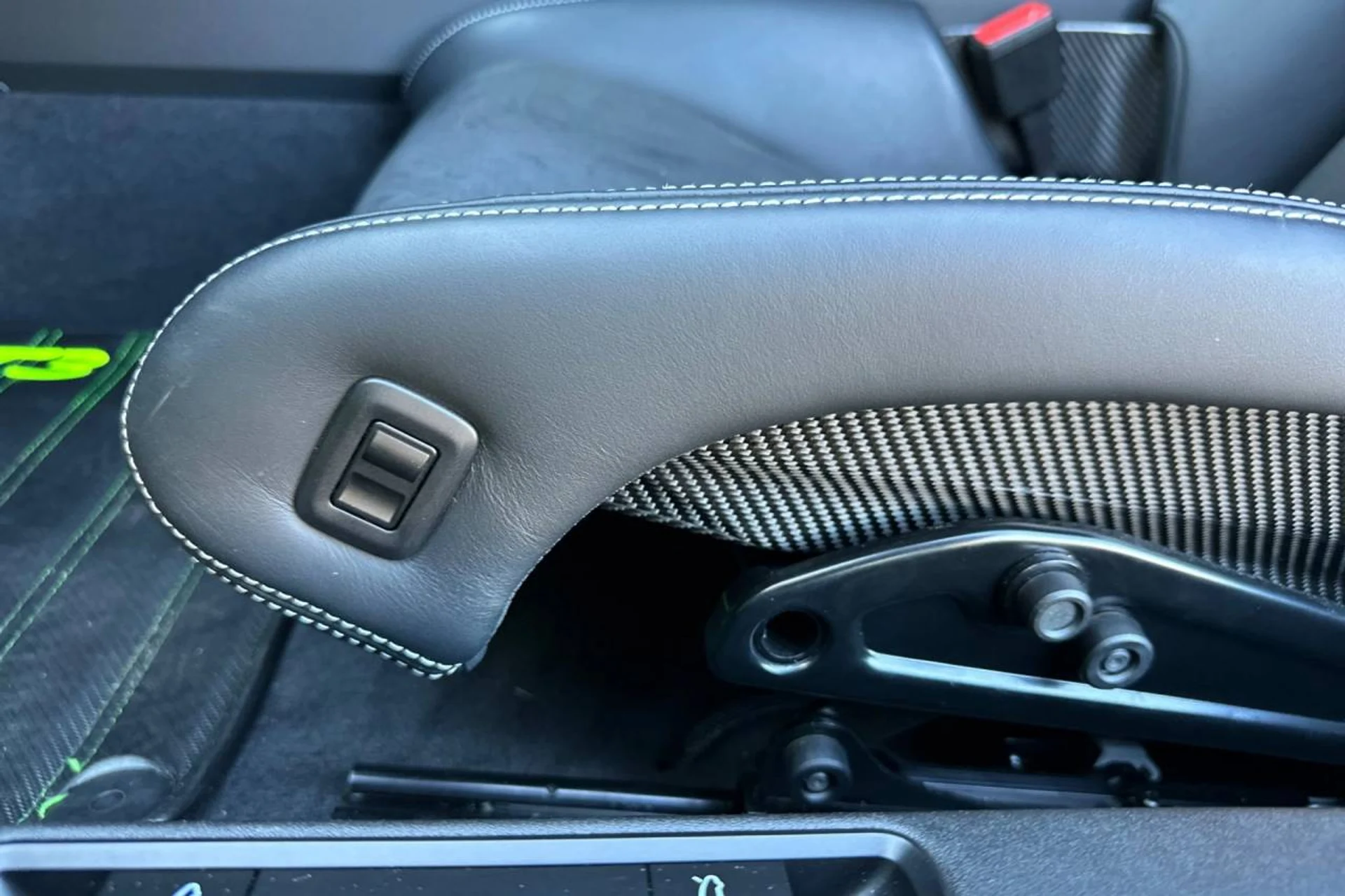 mph013_948823435_1280_ee73010f8c